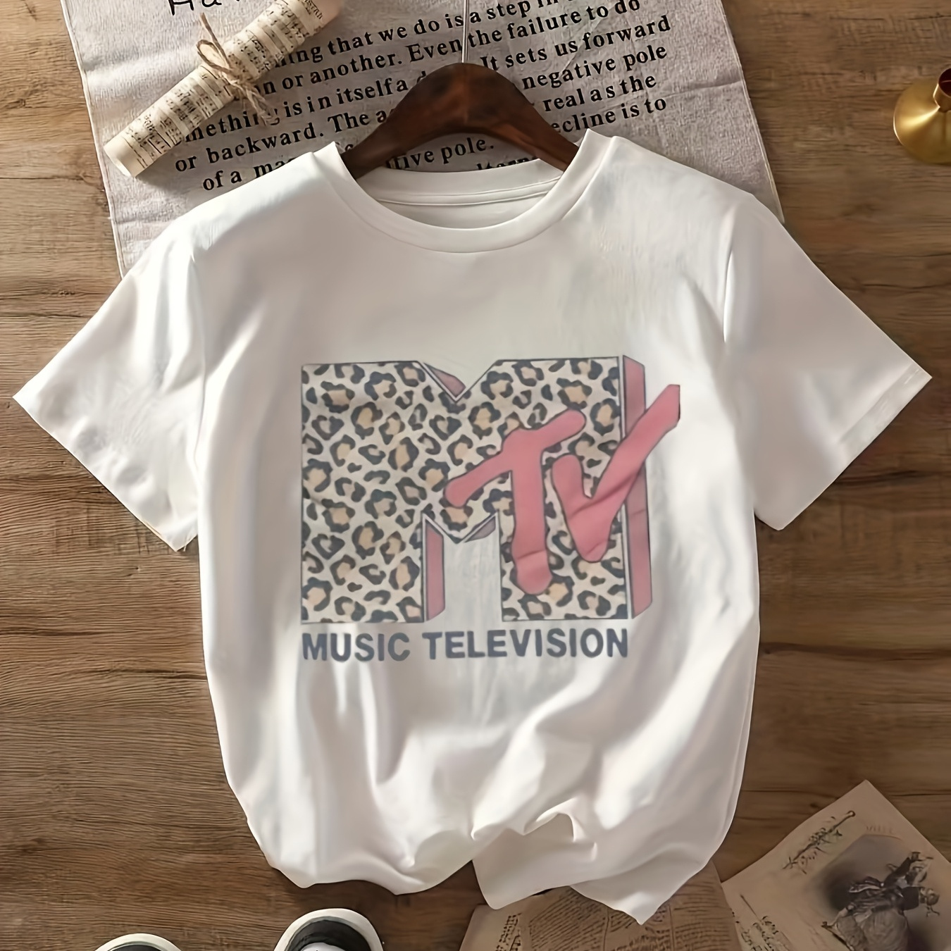 

Mtv Neck T-shirt, Casual Polyester Knit Fabric Tee, Regular Length, With Alphabet Pattern, For All