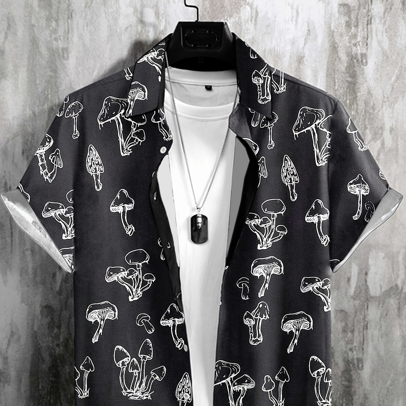 

Men's Casual Mushroom Pattern Button Up Short Sleeve Shirt