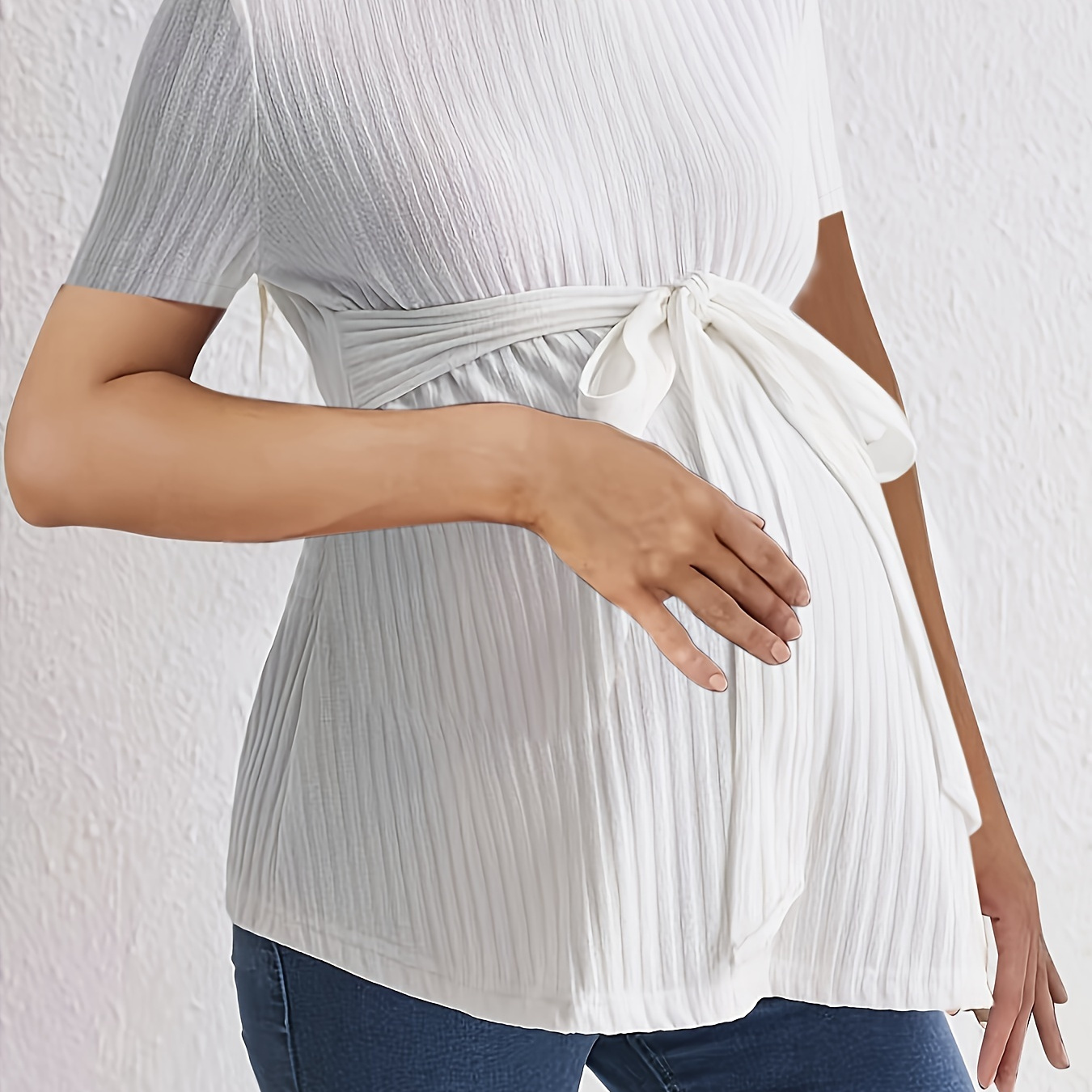 

Women's Maternity Solid Textured Waist Belt T-shirt, Pajama Tees