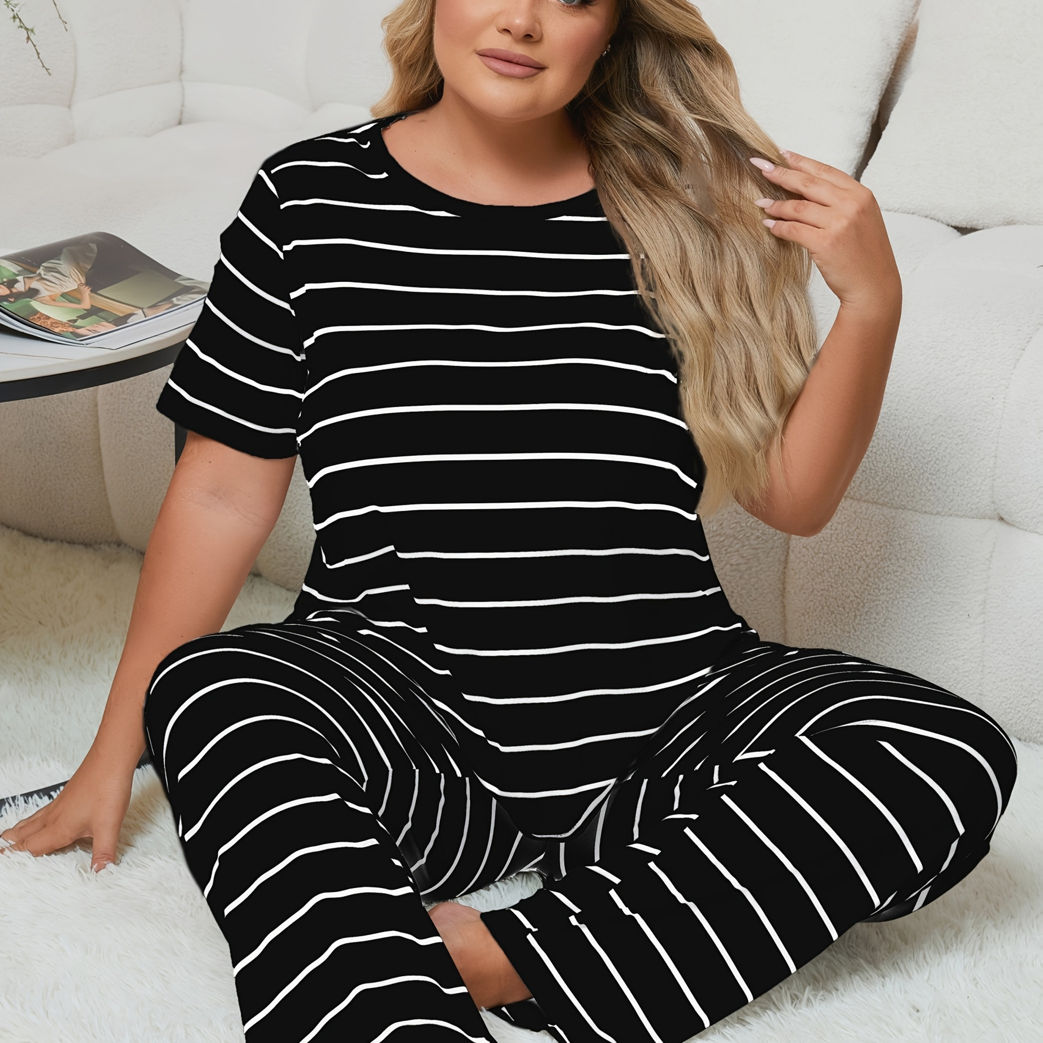 

Women's Plus Casual Pajama Set, Plus Size Striped Short Sleeve Top & Pants Lounge 2 Piece Set