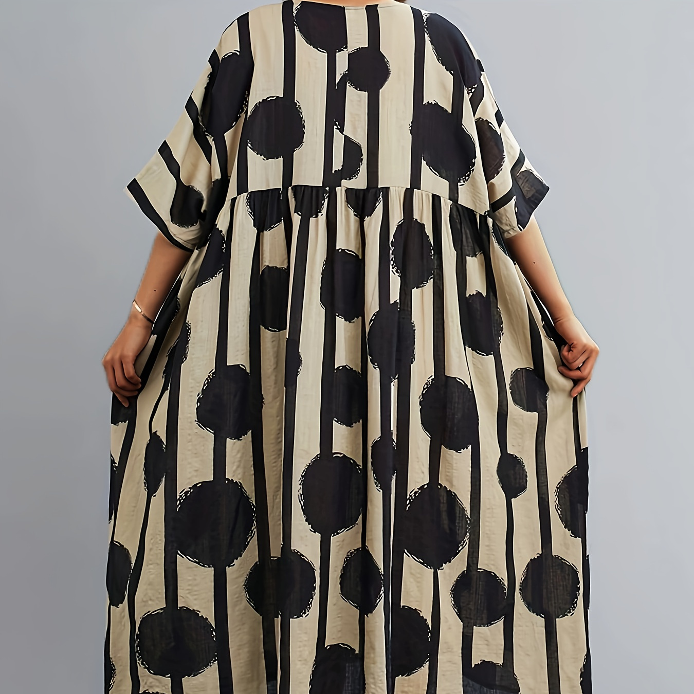 

Robe ample à imprimé à pois grande taille, robe décontractée à col rond et manches courtes, vêtements grande taille pour femmes