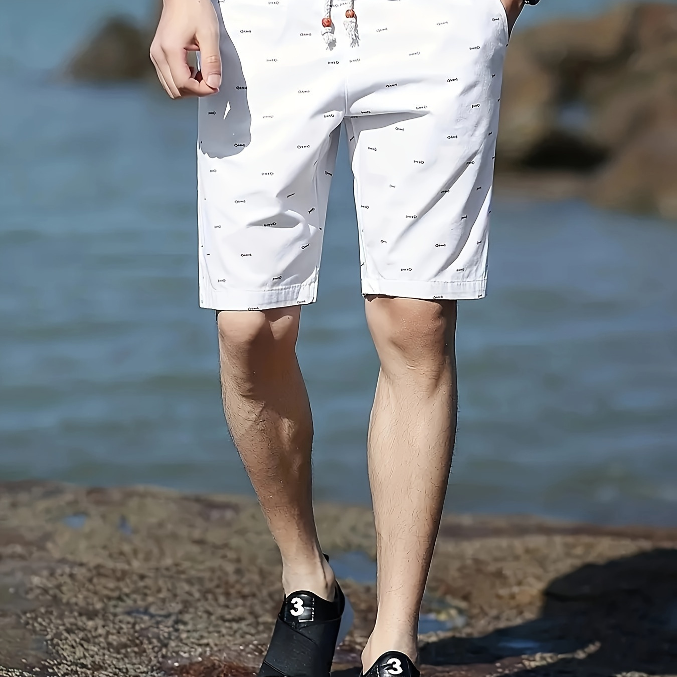 

Men's Trendy Hawaiian Graphic Shorts With Drawstring And Fancy Prints For Summer Beach, Pool And Vacation
