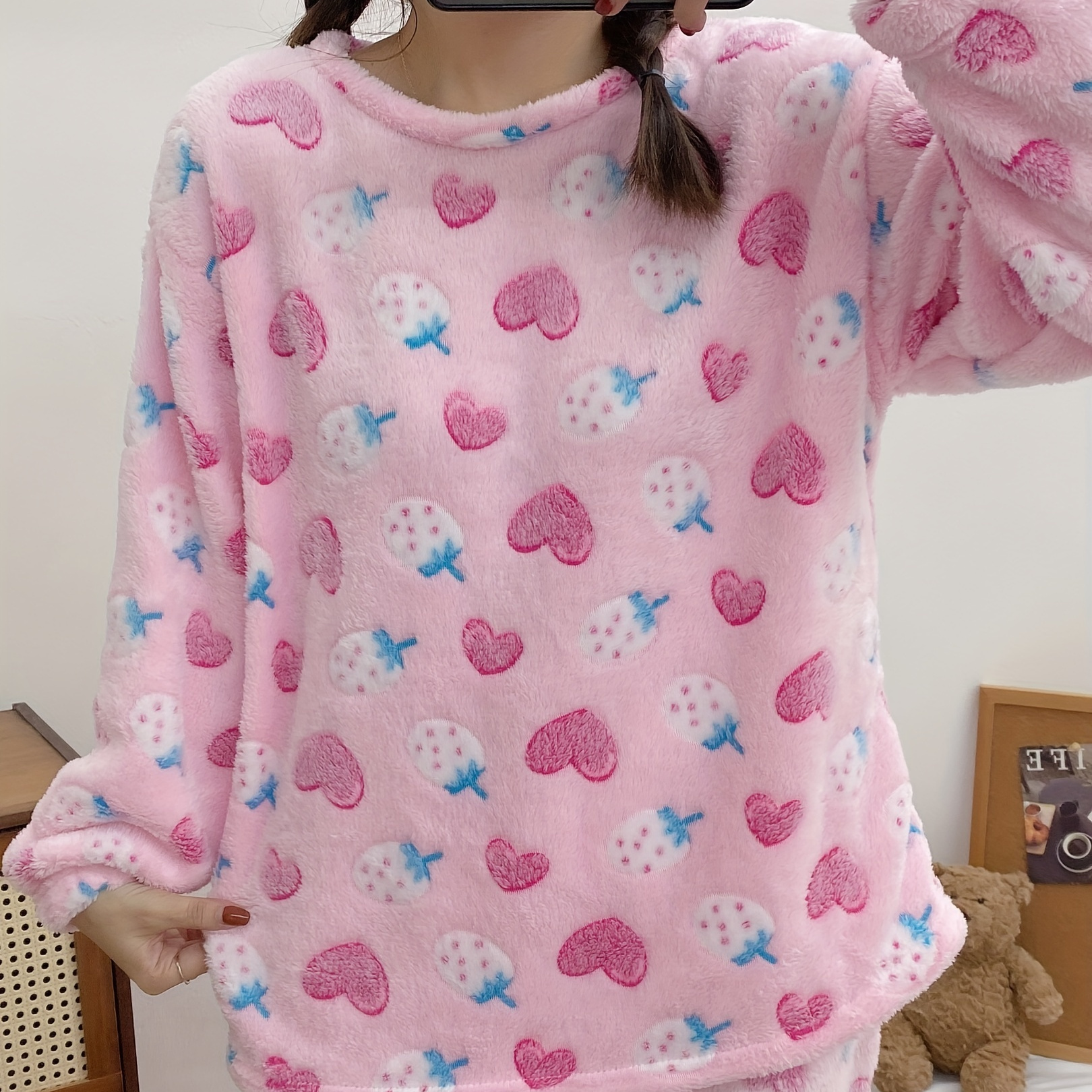 

Heart & Strawberry Print Pajama Set, Cute Long Sleeve Round Neck Top & Flannel Lounge Pants, Women's Sleepwear & Loungewear