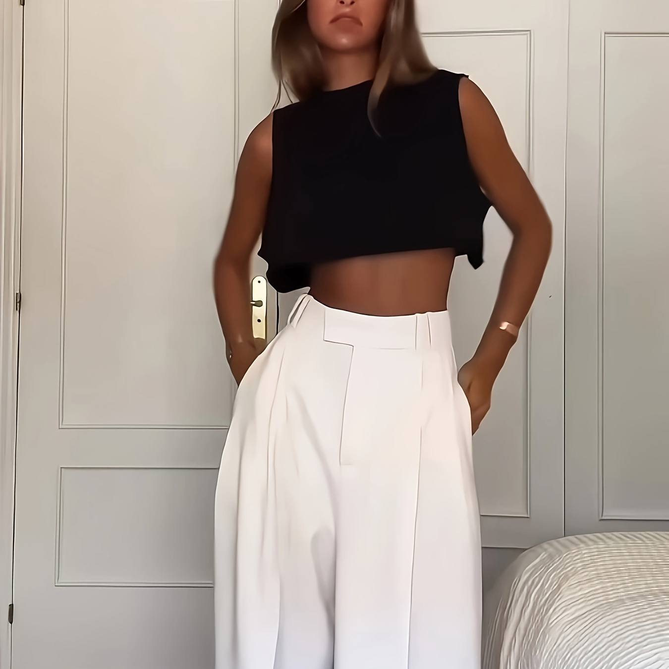 

Elegant Women'-piece Set: Sleeveless Crop Top & Wide-leg Pants - Polyester , Machine Washable