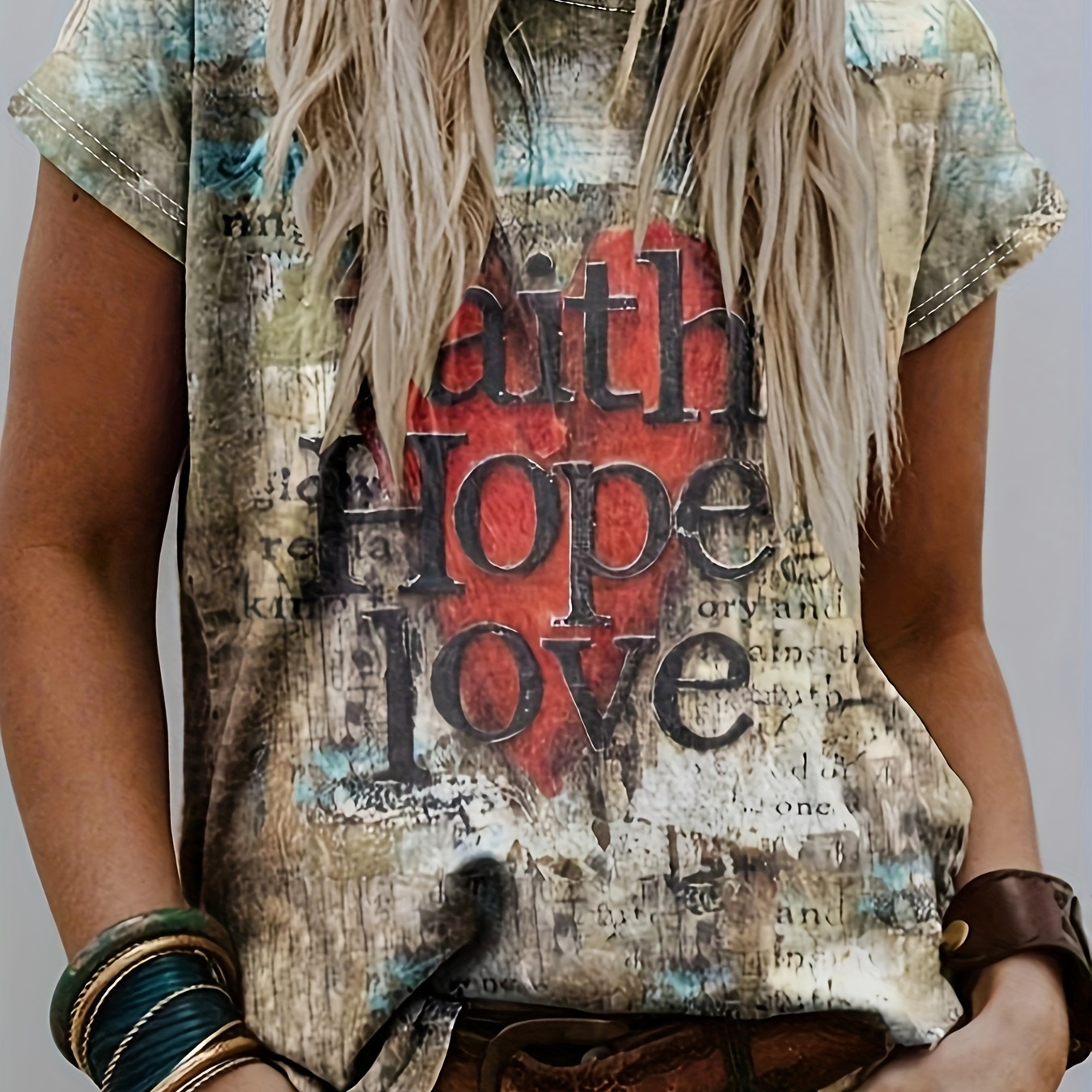 

Faith Hope Love" Vintage-inspired Women's T-shirt - Casual Western Style, Short Sleeve, Round Neck, Distressed Polyester Tee With Heart Graphic, Machine Washable