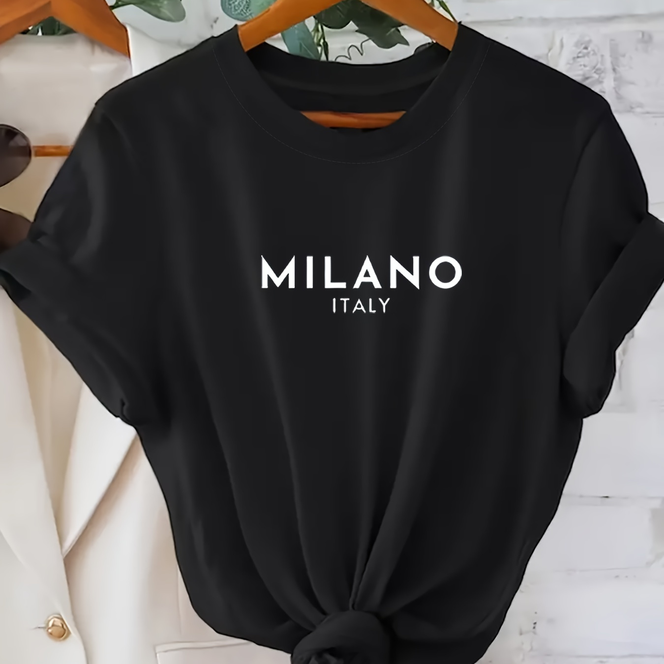 

Plus Size Milano Print T-shirt, Casual Crew Neck Short Sleeve Top For Spring & Summer, Women's Plus Size Clothing