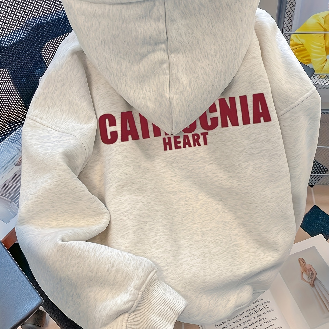 

1pc Unisex Cotton Hoodie With "california Heart" Print, , Stretch, Knit Fabric, Loose Fit, Hooded Collar, Alphabet Pattern, Fall/winter Outerwear - 29.60% Cotton, 67.80% Polyester, 2.60% Elastane