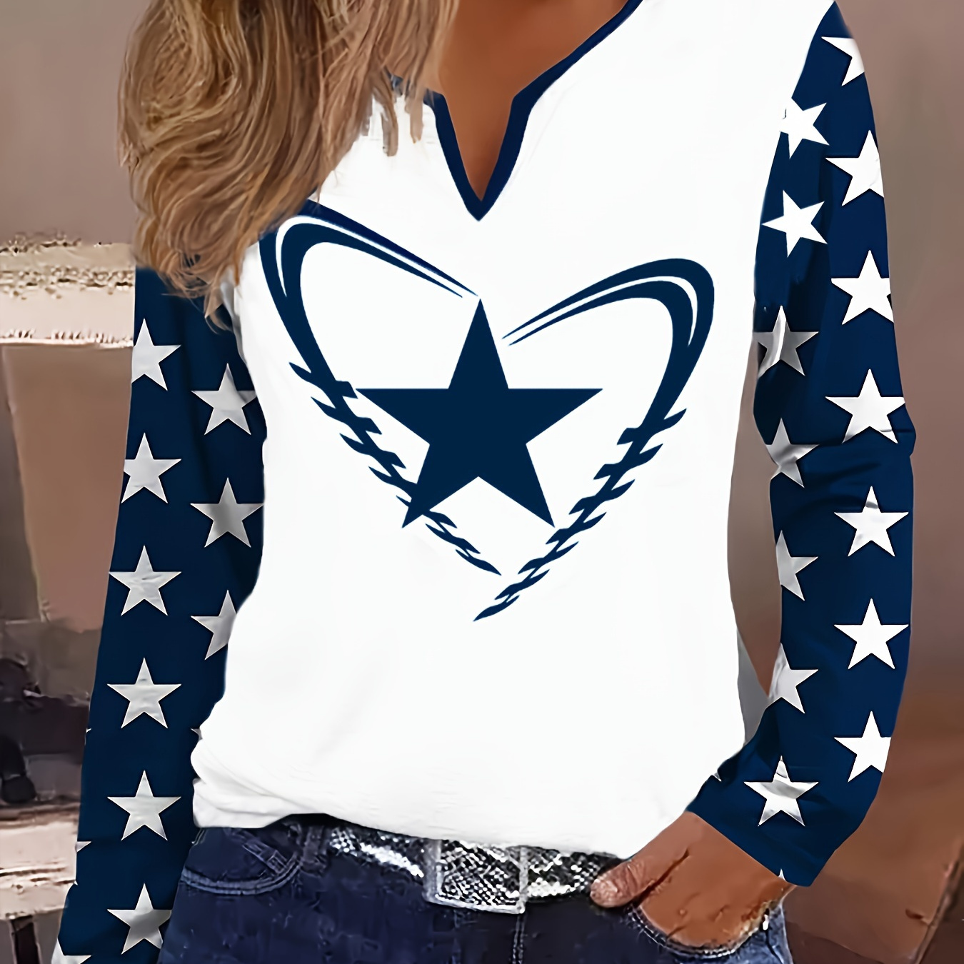 

Plus Size Casual T-shirt, Women's Plus Star & Heart Print Long Sleeve Notched Neck T-shirt