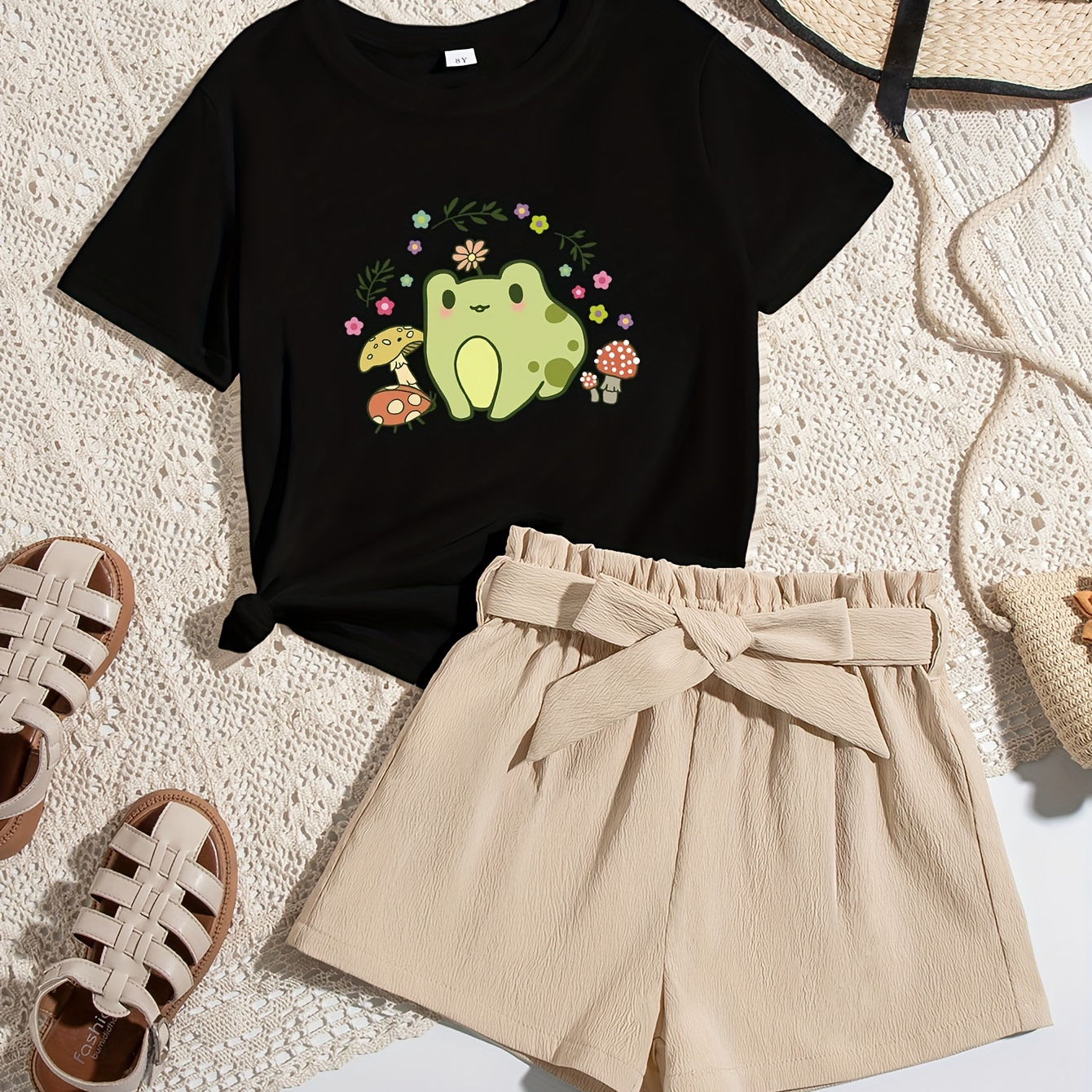 

Cute Cartoon Frog With Mushroom Graphic Print, Tween Girls' Casual & Stylish Outfit, 2pcs/set Short Sleeve Crew Neck Tee & High Waisted Paper Bag Shorts For Spring & Summer, Tween Girls' Clothing