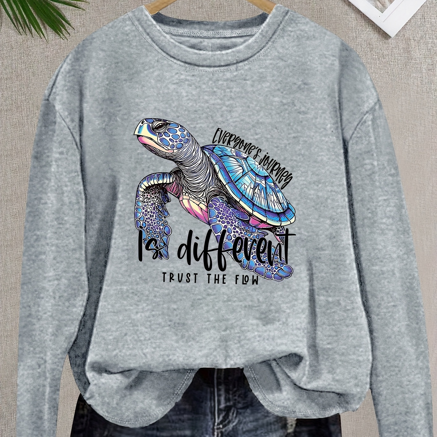 

Women' Long Sleeve T-shirt, Comfortable And Stylish, For Sports And , Letter & Turtle Print