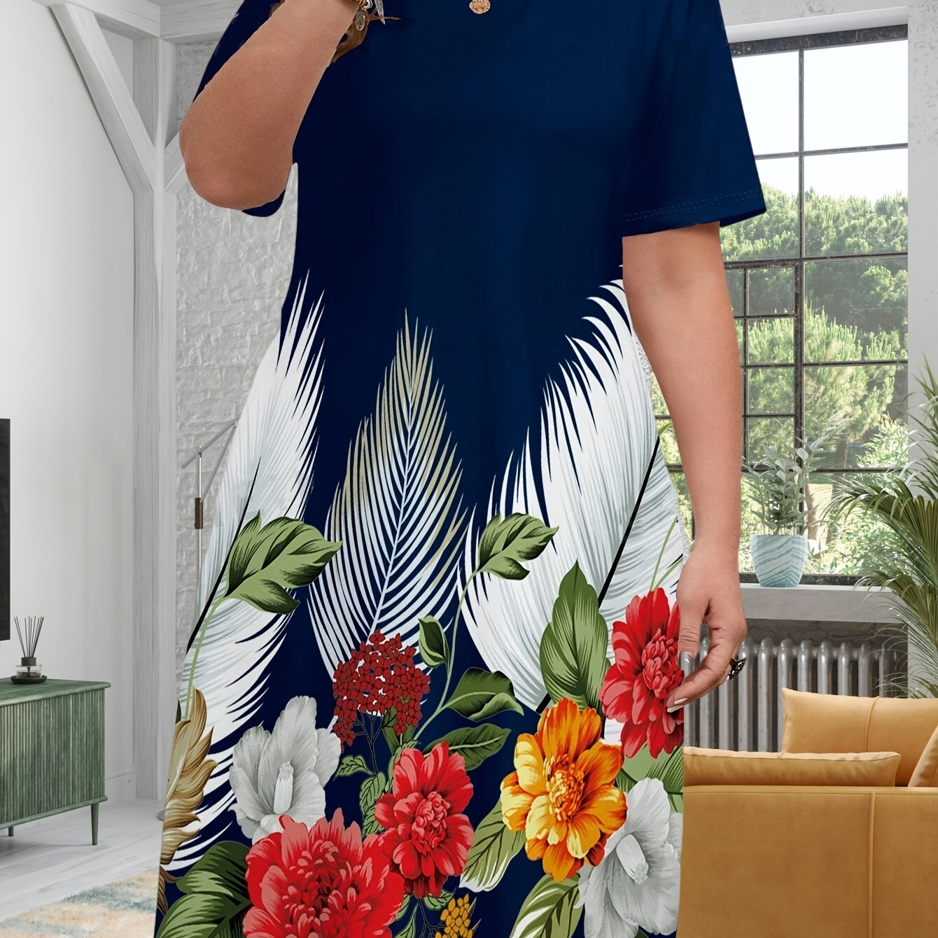 

Plus Size Women's Tropical Print Dress - Vibrant Floral & Foliage Design, Casual Round Neck Short Sleeve, Stretchy Polyester , Machine Washable - Summer , Plus Size Summer Dresses