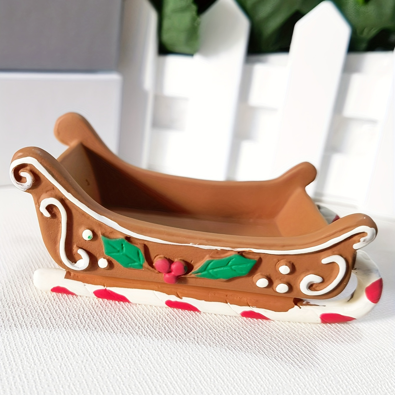 

1pc, Christmas Miniature Sleigh Small Ornaments Home Decoration Crafts, Scene Decor, Room Decor, Holiday Accessories, Holiday Decoration Supplies, Festival Arrangement Decoration