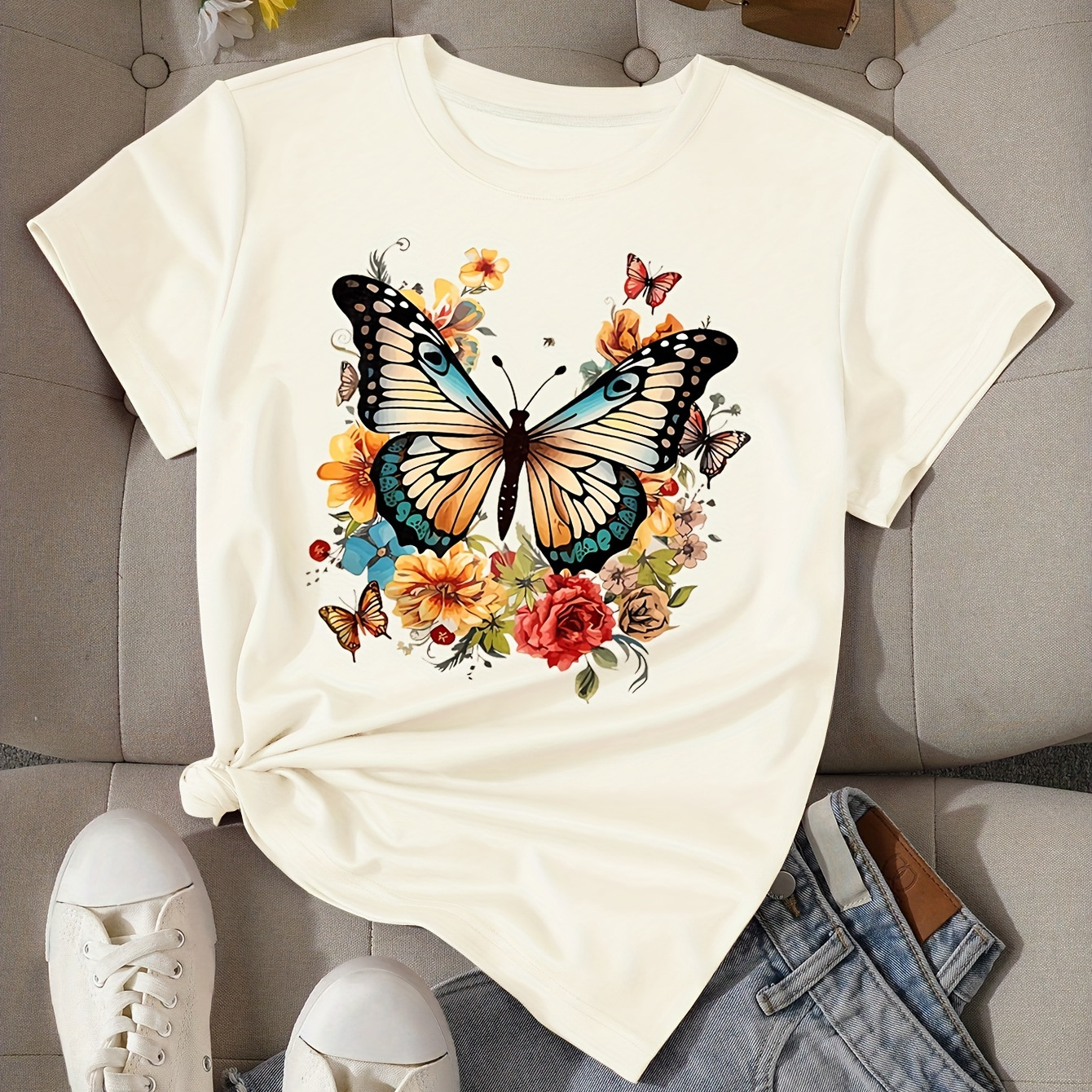 

Butterfly & Floral Print T-shirt, Short Sleeve Crew Neck Casual Top For Summer & Spring, Women's Clothing