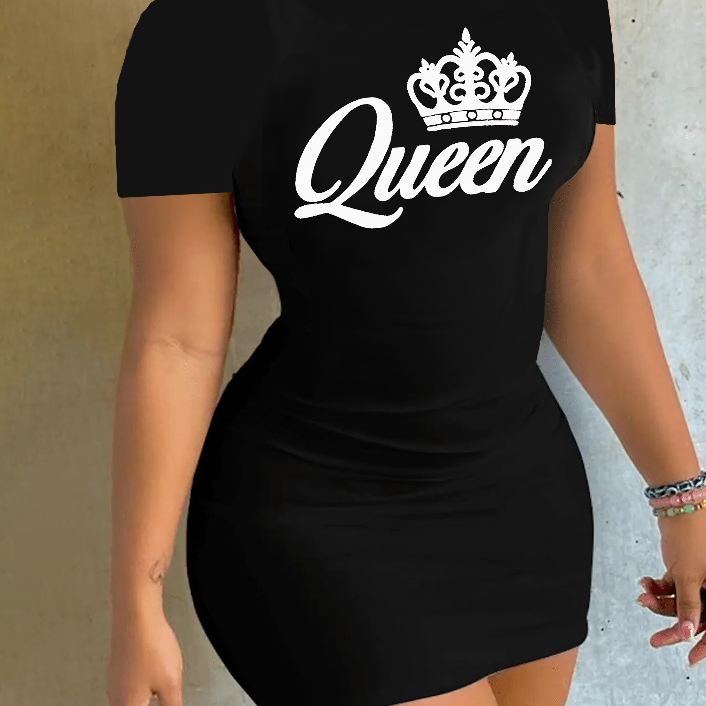 

Plus Size Crown & Letter Print Bodycon Dress, Casual Short Sleeve Dress For Spring & Summer, Women's Plus Size Clothing
