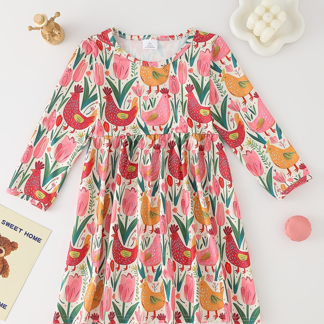 

Long-sleeved Dress For Girls With Seasonal Floral And Animal Patterns .