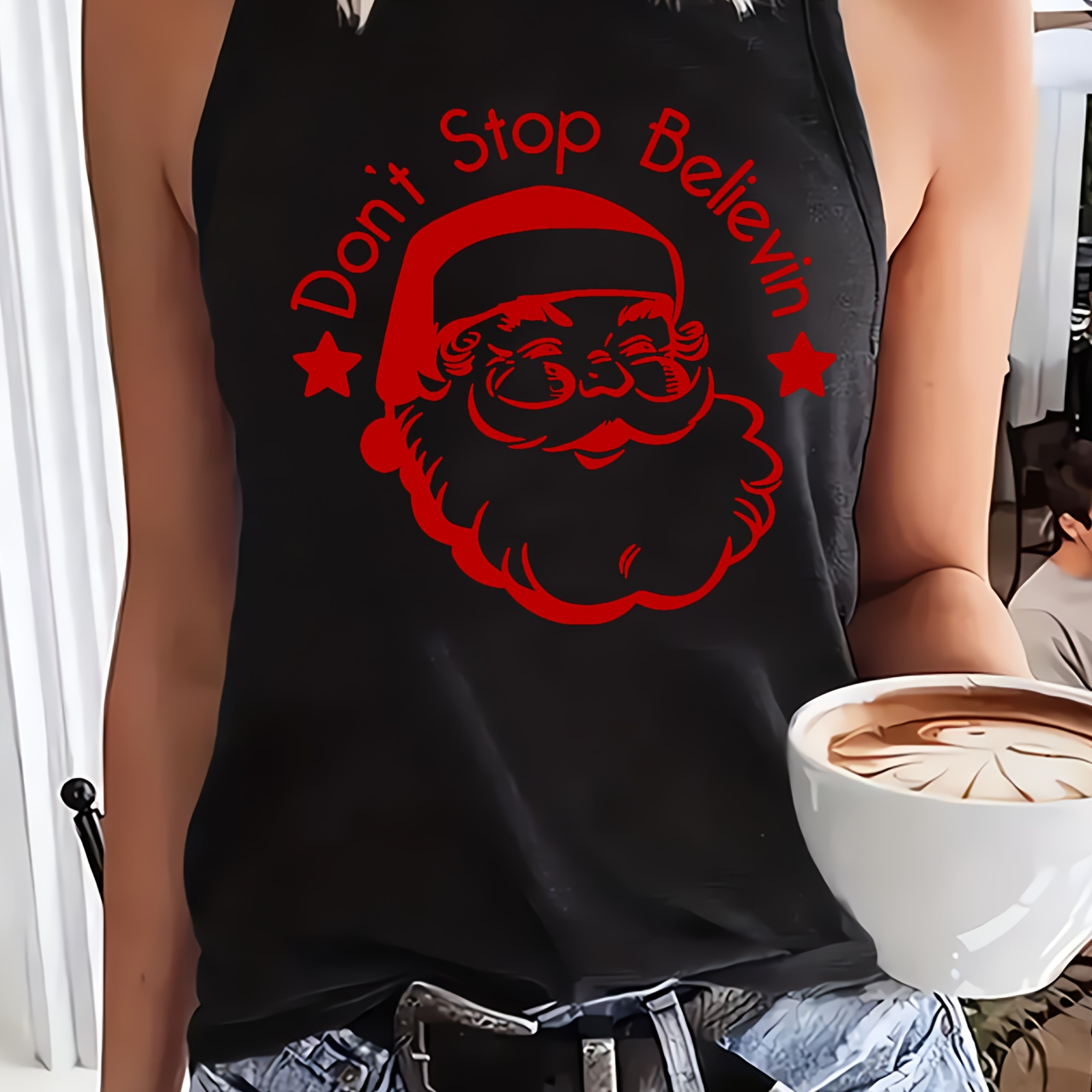 

Women's Christmas Santa Graphic Tank Top, Casual Loose Fit Sleeveless Vest, Polyester Stretch Knit, Round Neck, Geometric Pattern, All-season Fashion, Ladies' Leisure Sportswear