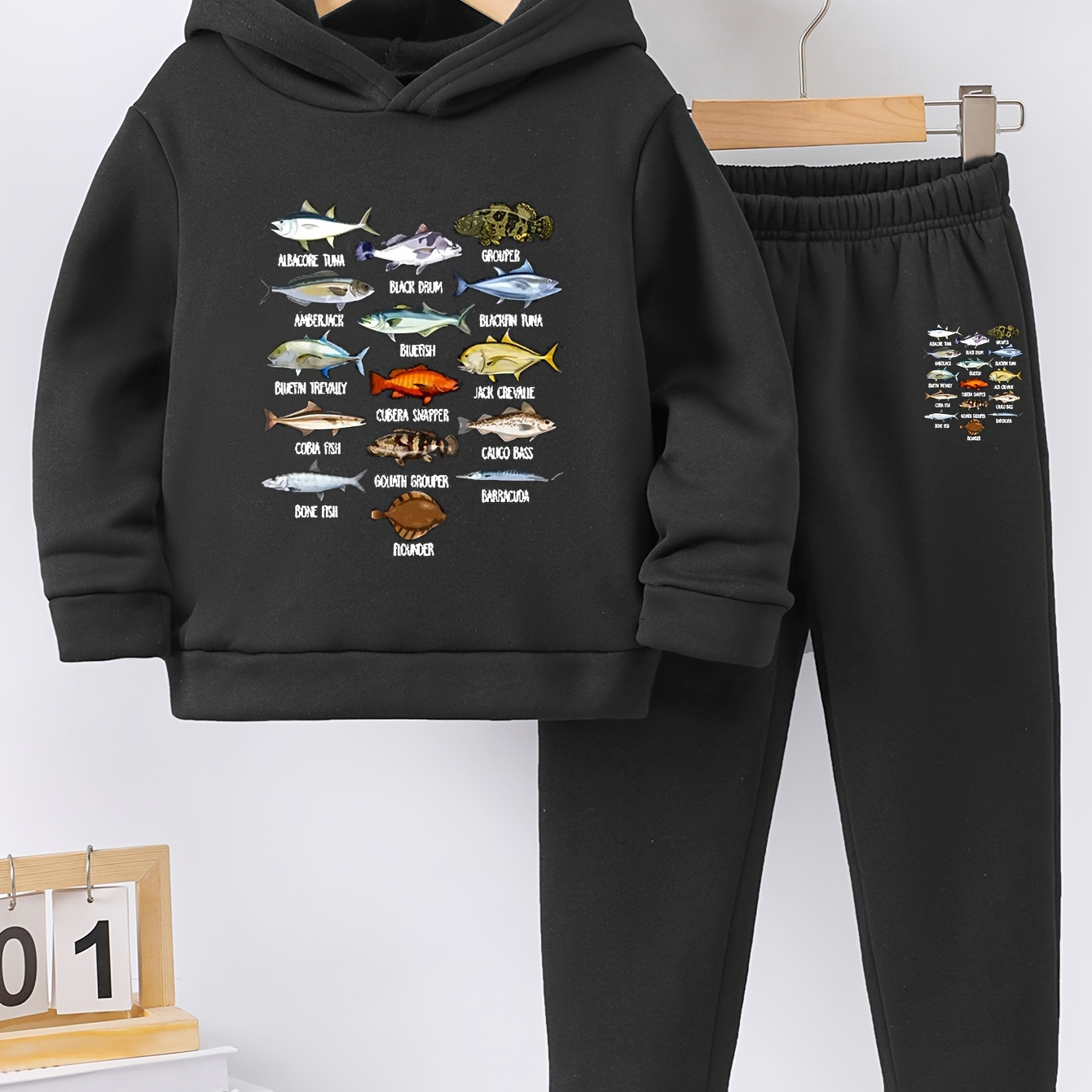 

Different Kinds Of Fishes Print 2-piece Boy's Comfortable Casual Round-neck Long-sleeved Hoodie And A Pair Of Pants Set, Ideal Outfits For Autumn Party