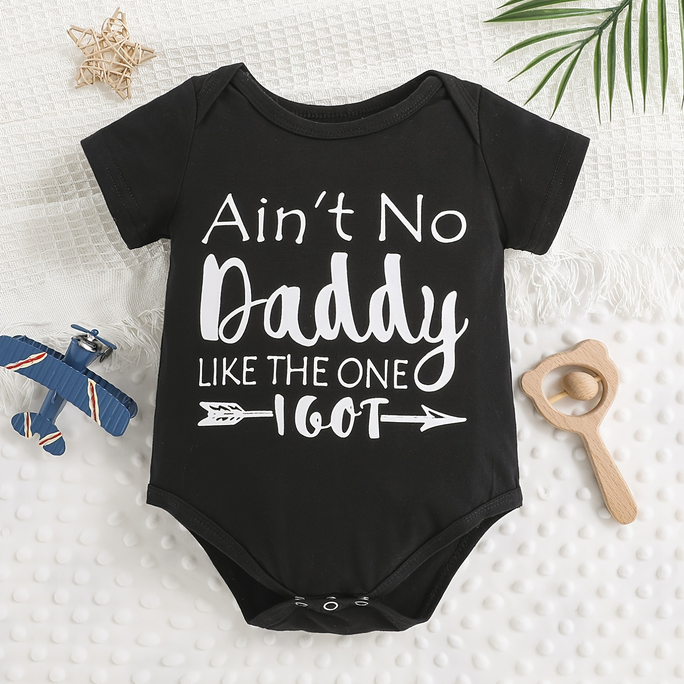 Baby Boys Cute "save The Bees" Round Neck Tshirt & Striped Shorts Set