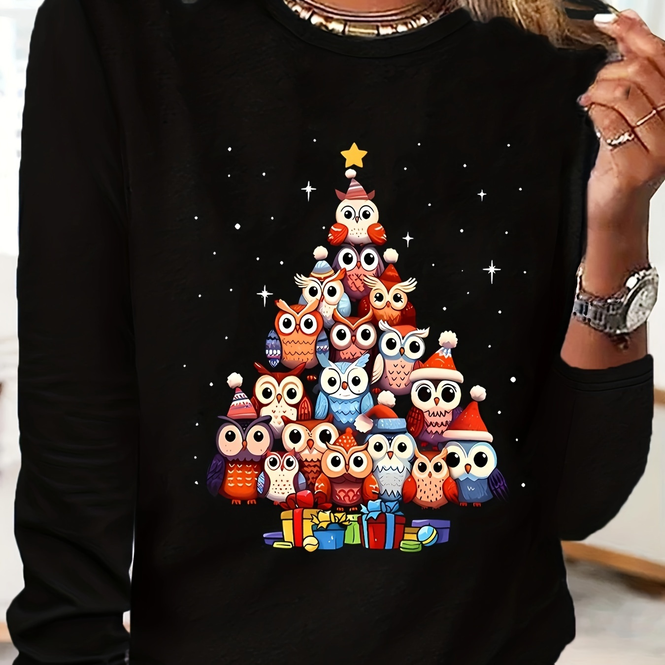 

Christmas Tree Owl Design Casual Long Sleeve T-shirt, Polyester Knit Fabric, Round Neck, All-season Comfort, Festive Holiday Top