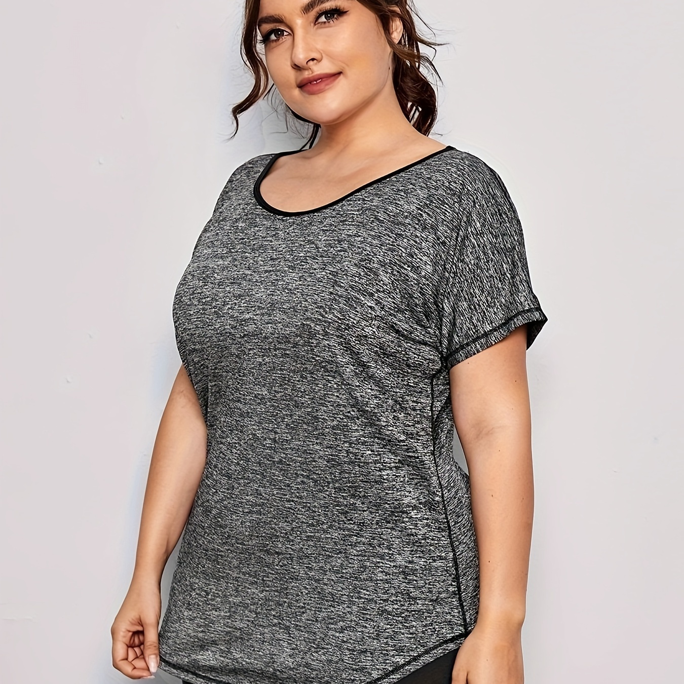 

Women's Plus Size Athletic T-shirt, Short Sleeve, Casual Sports Top For Workout & Yoga, Curved Hem, Breathable Soft Fabric