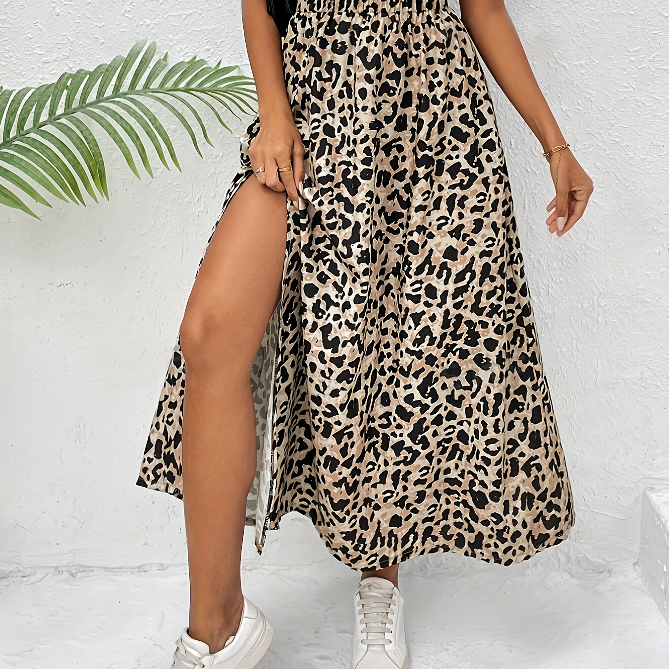 

Elegant Women's Leopard Print Midi Skirt With Thigh-high Slit - Lightweight Polyester, A-line Silhouette, Machine Washable - Chic & For All , Plus Size Skirts