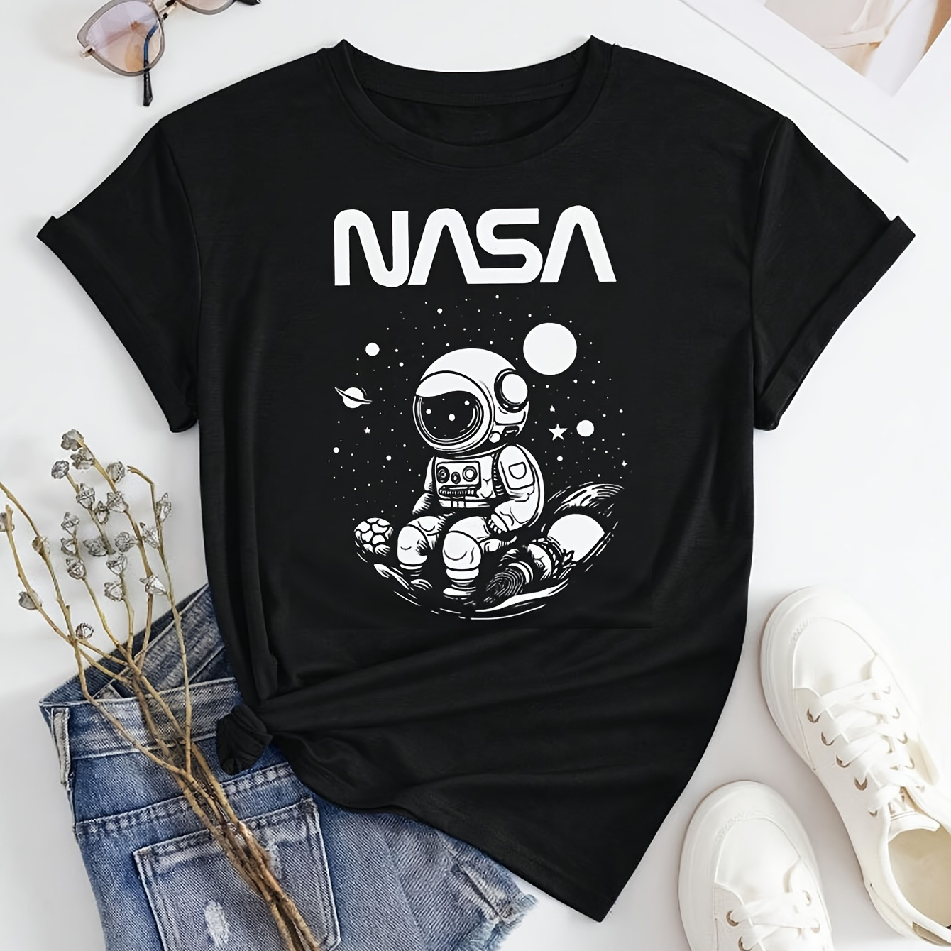 

Astronaut Print Crew Neck T-shirt, Casual Short Sleeve T-shirt For Spring & Summer, Women's Clothing