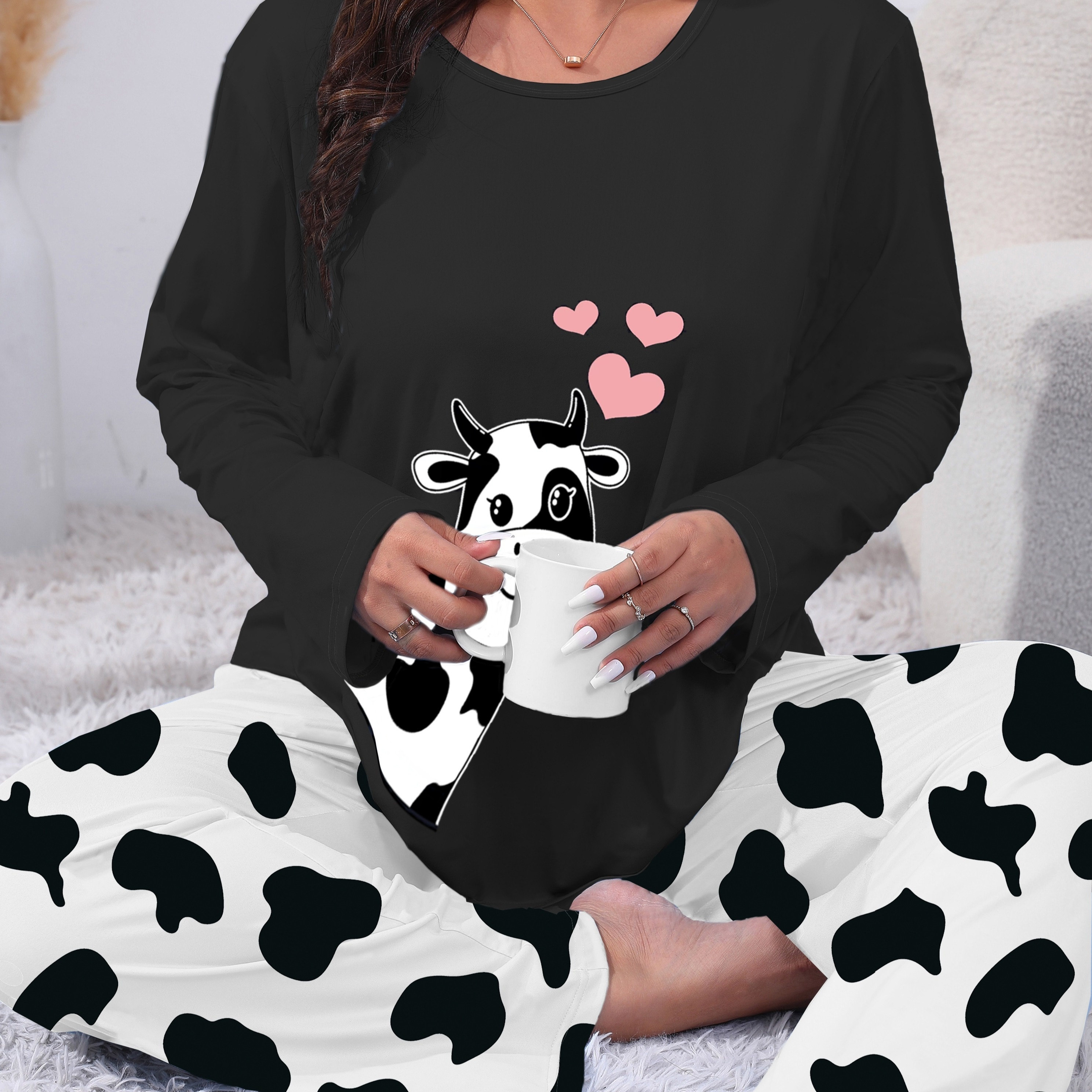 

Cozy Plus Size Cow & Heart Print Pajama Set - Long Sleeve, Crew Neck Top & Waist Pants For Women - Machine Washable