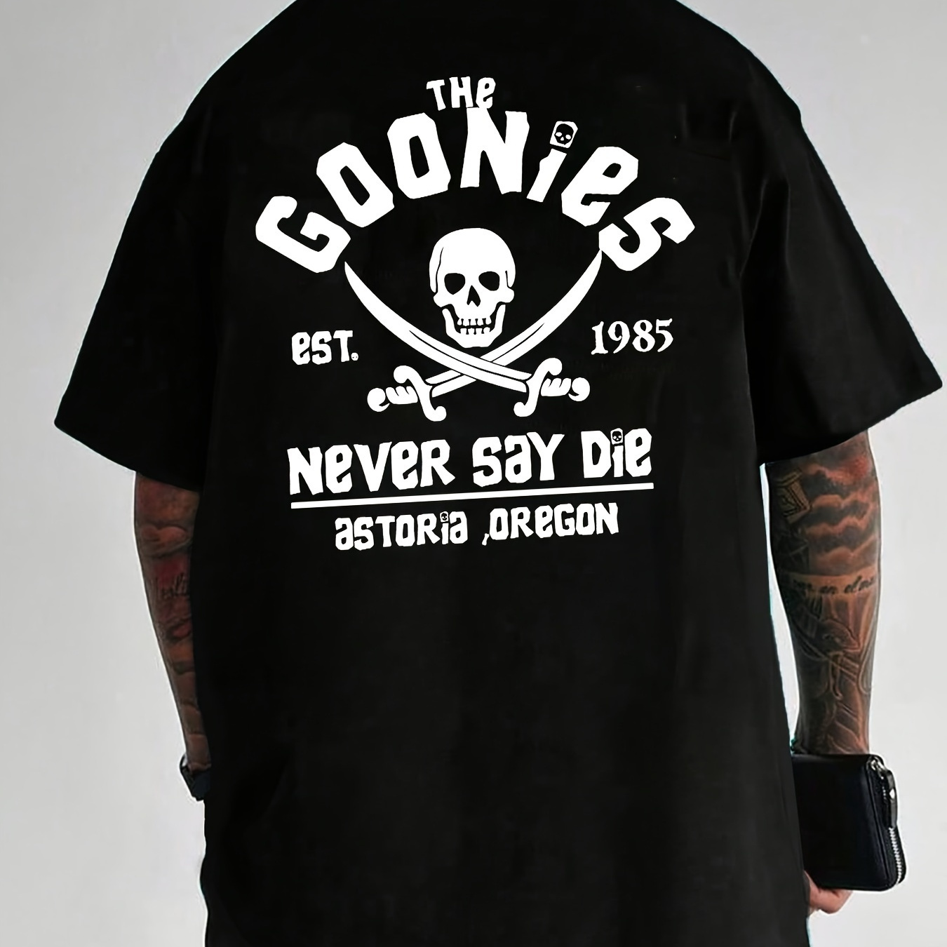 

' The Goonies ' Stylish Print Summer & Spring Tee For Men, Casual Short Sleeve Fashion Style T-shirt, Sporty New Arrival Novelty Top For Leisure