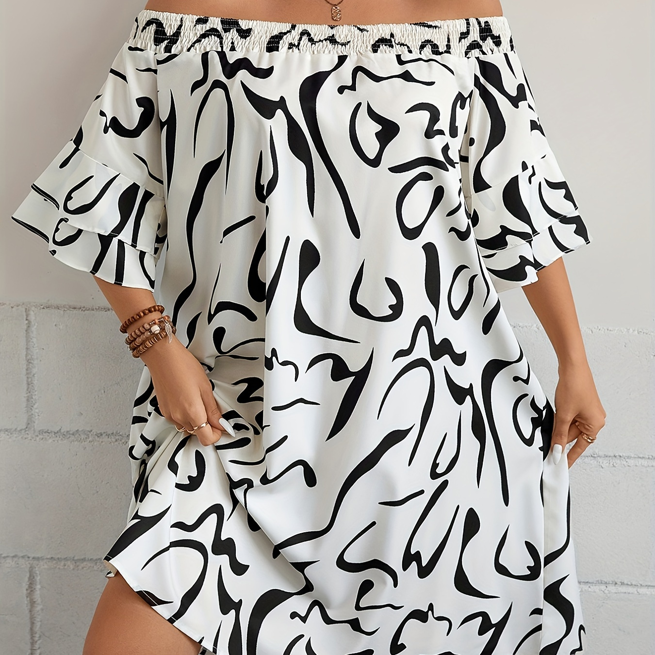 

Plus Size Casual Summer Dress, Women's Plus Graffiti Print Off Shoulder Layered Bell Sleeve Dress