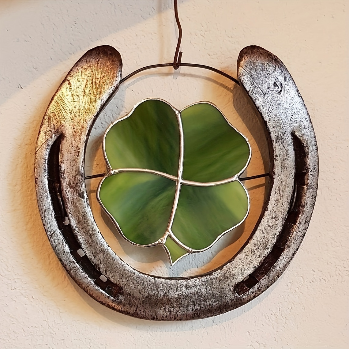 Lucky Horseshoe Craft Ideas - Recycled Home Decor 