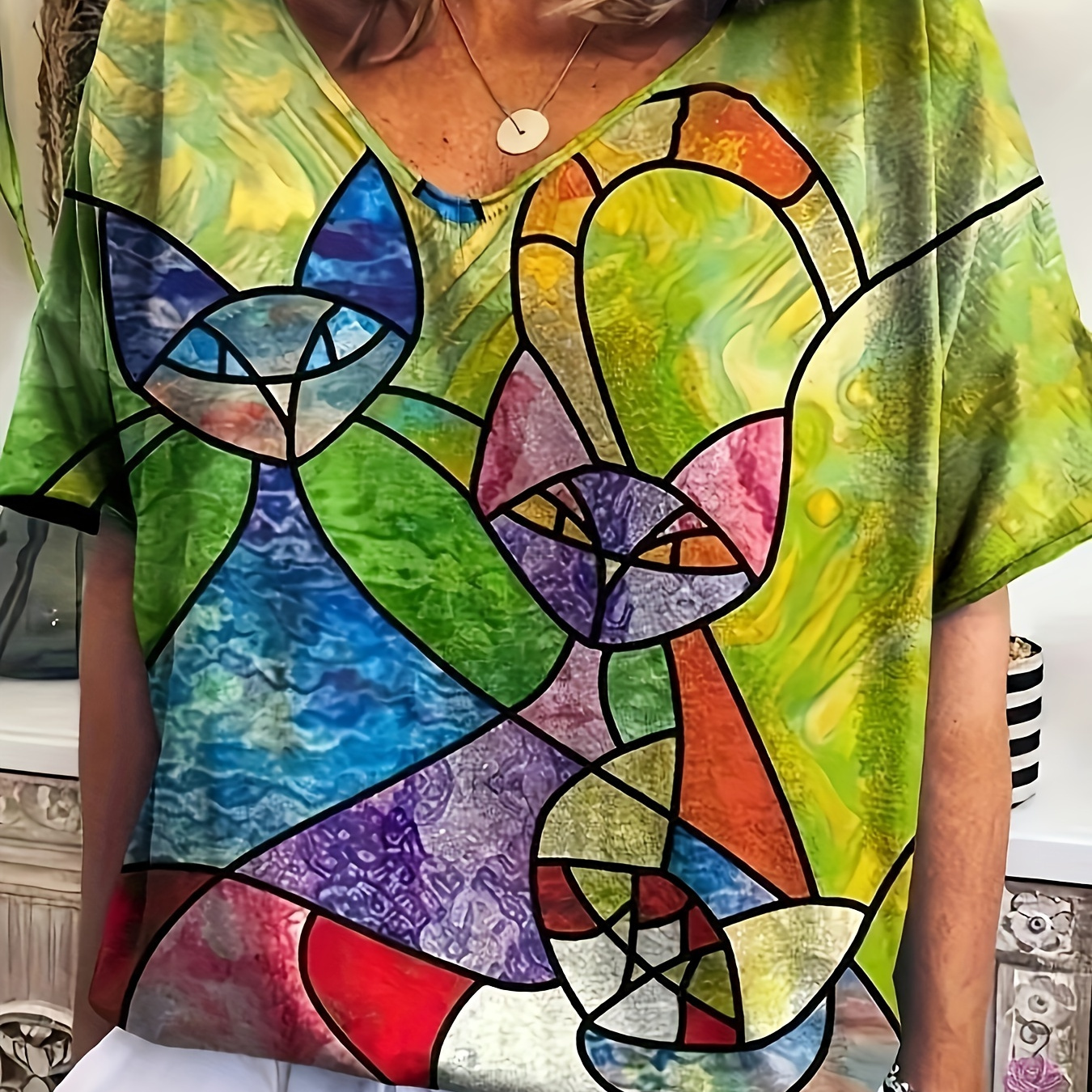 

Abstract Cat Print V Neck T-shirt, Short Sleeve Casual Top For Spring & Summer, Women's Clothing