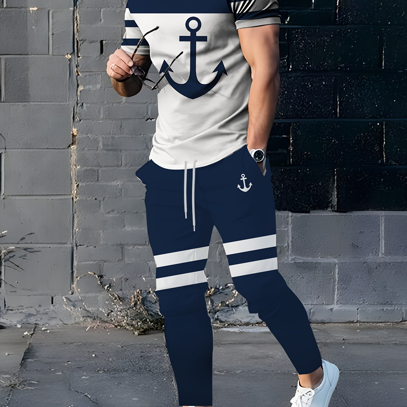 

2-piece Men's Anchor Casual Sports Outfit Set, Short Sleeve Crew Neck T-shirt & Elastic Waist Drawstring Sweatpants With Pockets For Casual