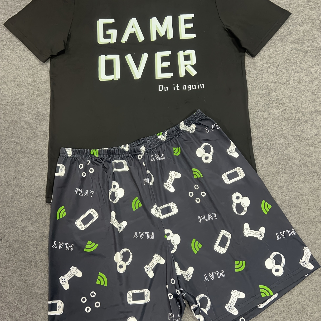 

Men's Summer Fashion Pajama Set, Short Sleeve And Shorts, Letter Print Design, Breathable & Comfy Pajama Set