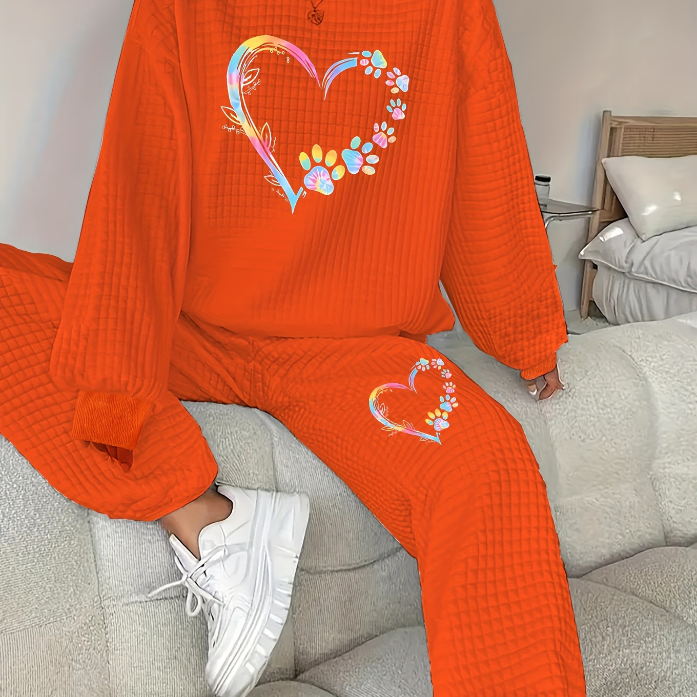

Plus Size Heart & Claw Print Two-piece Set, Crew Neck Long Sleeve Sweatshirt & Joggers Outfits, Women's Plus Size Clothing