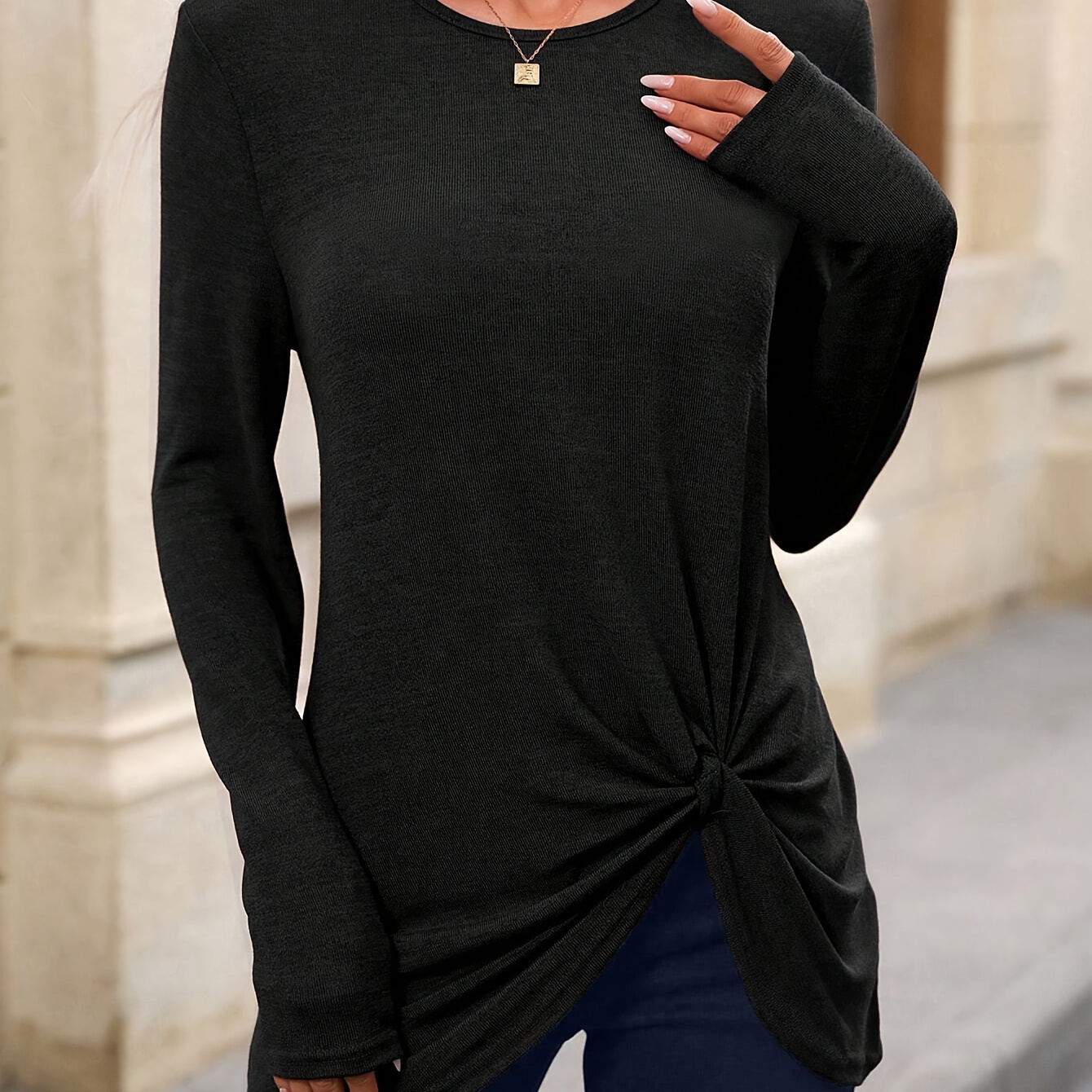 

Women's Elegant Solid Color Crew Neck T-shirt, Twisted Hem, Long Sleeve, Knit Polyester (95%) With Elastane (5%), Regular Length, Spring/fall Fashion Top