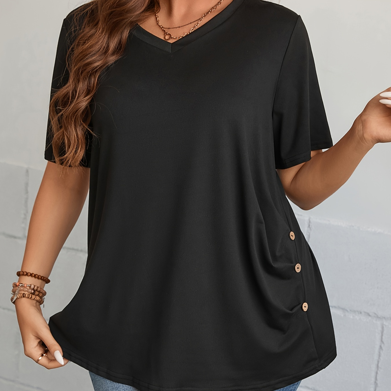 

Plus Size Casual Top, Women's Plus Solid Button Decor Short Sleeve V Neck Ruched Tee