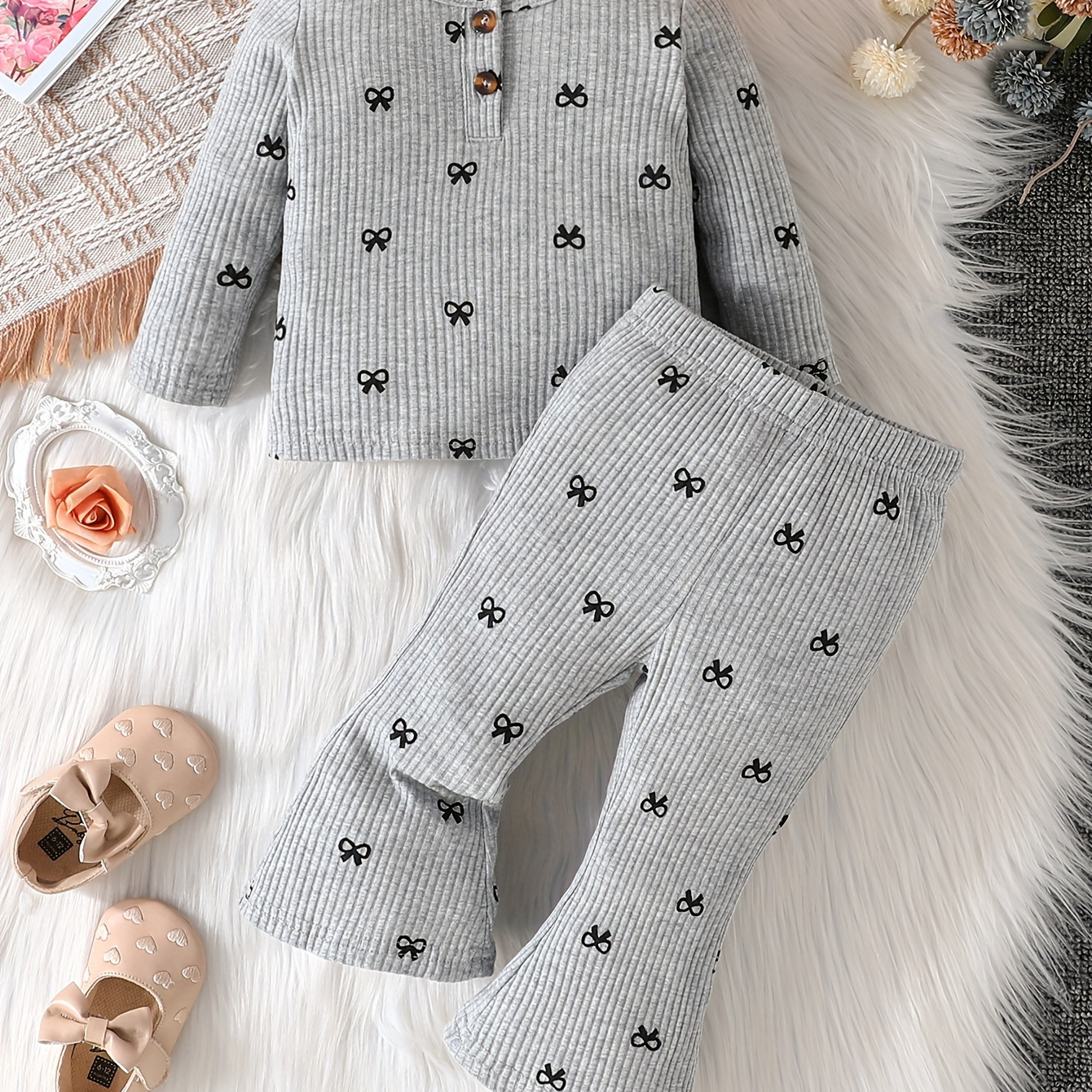 

2pcs Baby's Cartoon Bowknot Full Print Ribbed Long Sleeve Top & Casual Flared Pants, Toddler & Infant Boy's Clothing Set For Spring Fall