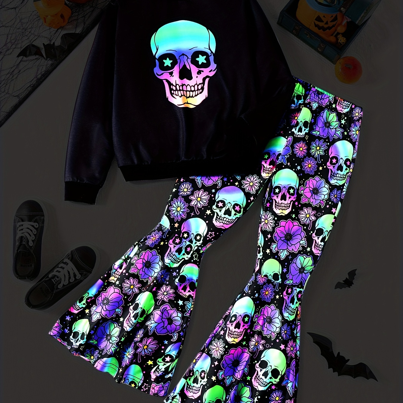 

Girls Halloween Fluorescent Skull Print Wide Leg Pants Sweatshirt Set