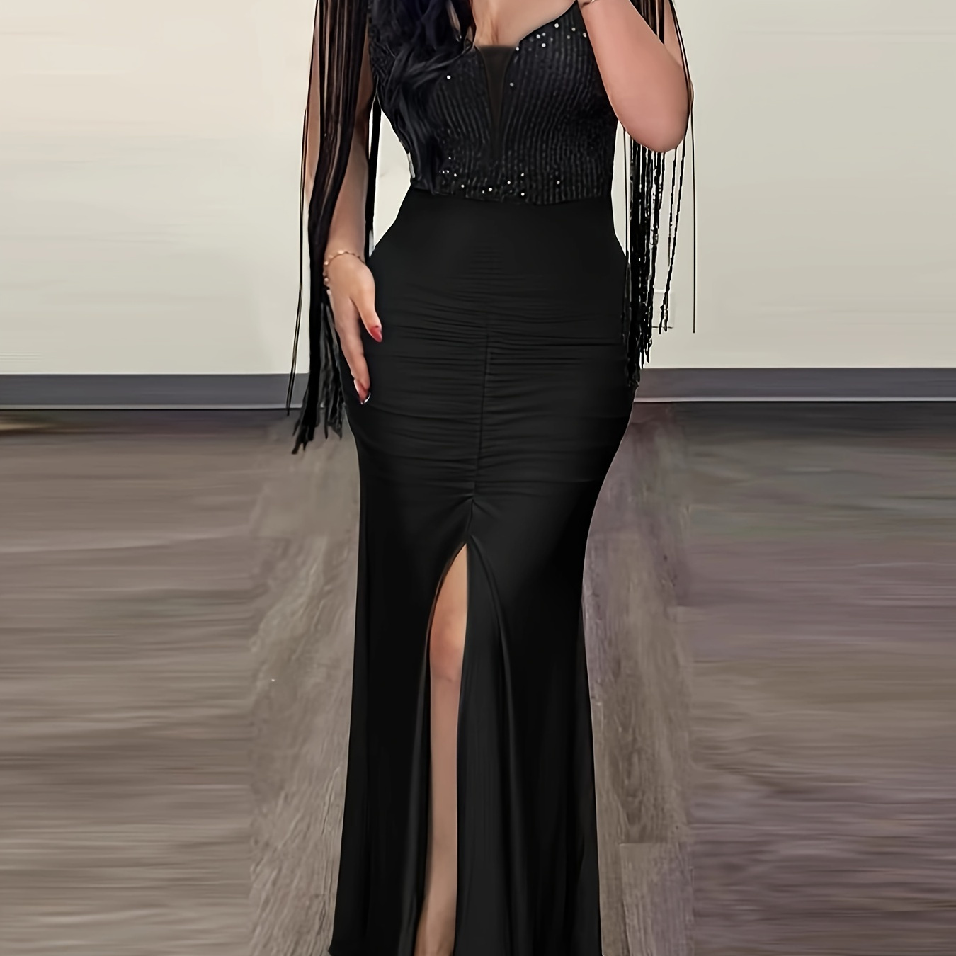 Rochie elegantă slim pentru femei, cu ciucuri