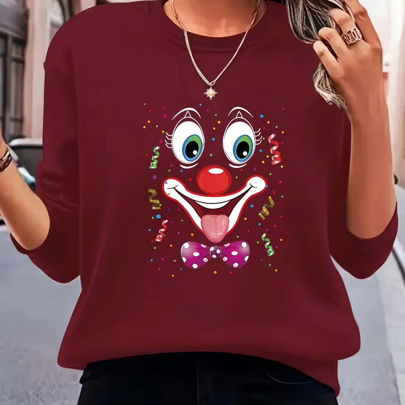 

Women's Casual Clown Face Graphic Sweatshirt - Cozy Polyester Long Sleeve Pullover With Crew Neck, Machine Washable, Fall & Winter