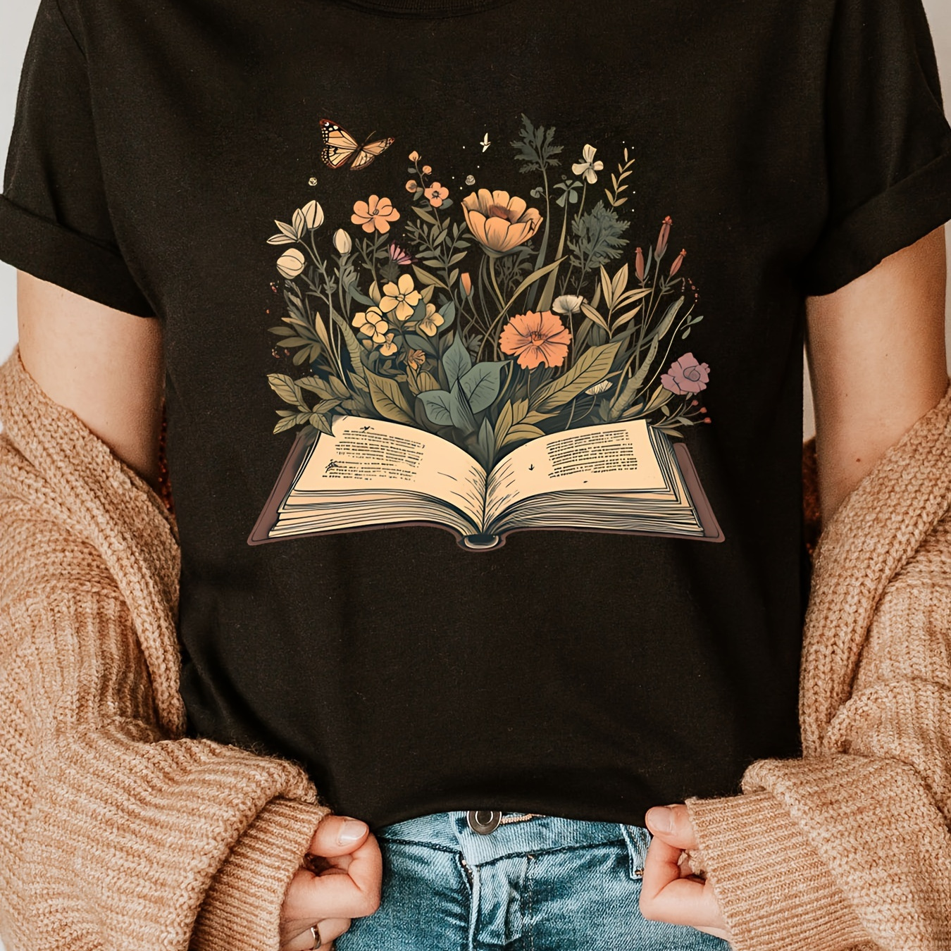 

Book Lover Print Crew Neck T-shirt, Short Sleeve Casual Top For Summer & Spring, Women's Clothing