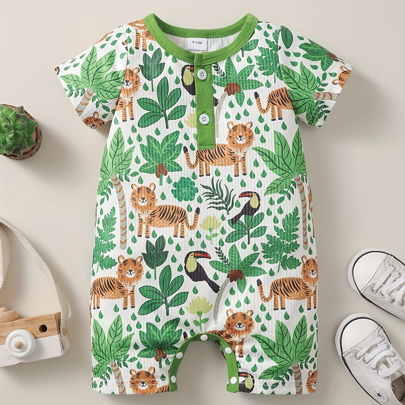 

Baby Boys And Girls Cute Animal Graphic Print Short Sleeve Muslin Romper Jumpsuit Clothes