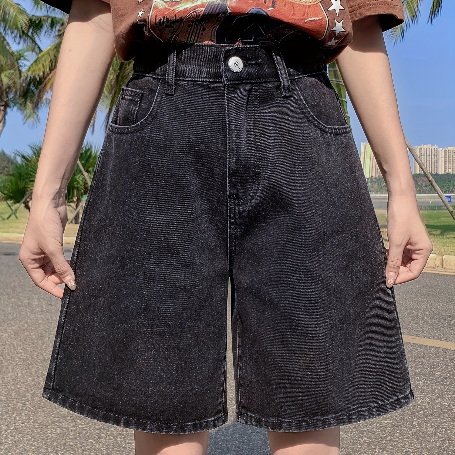 

Women's Plus Size Bermuda High Waisted Denim Shorts For Summer With Pockets, Elastic Waist Loose Straight Jean Shorts For Women, Casual Black Color Comfy Denim Bottoms, Women's Clothing