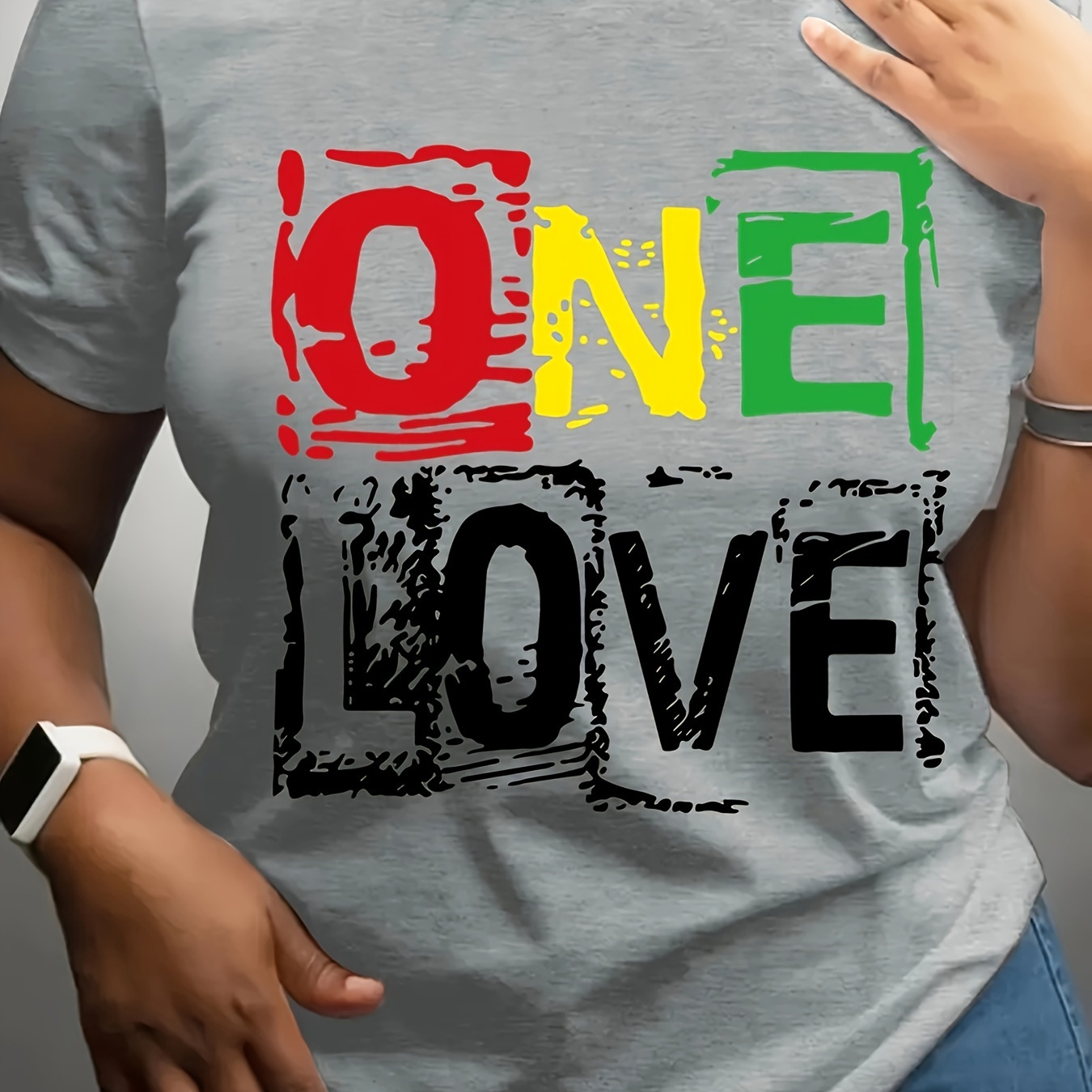 

Plus Size 1 Love Print T-shirt, Casual Short Sleeve Crew Neck Top For Spring & Summer, Women's Plus Size Clothing