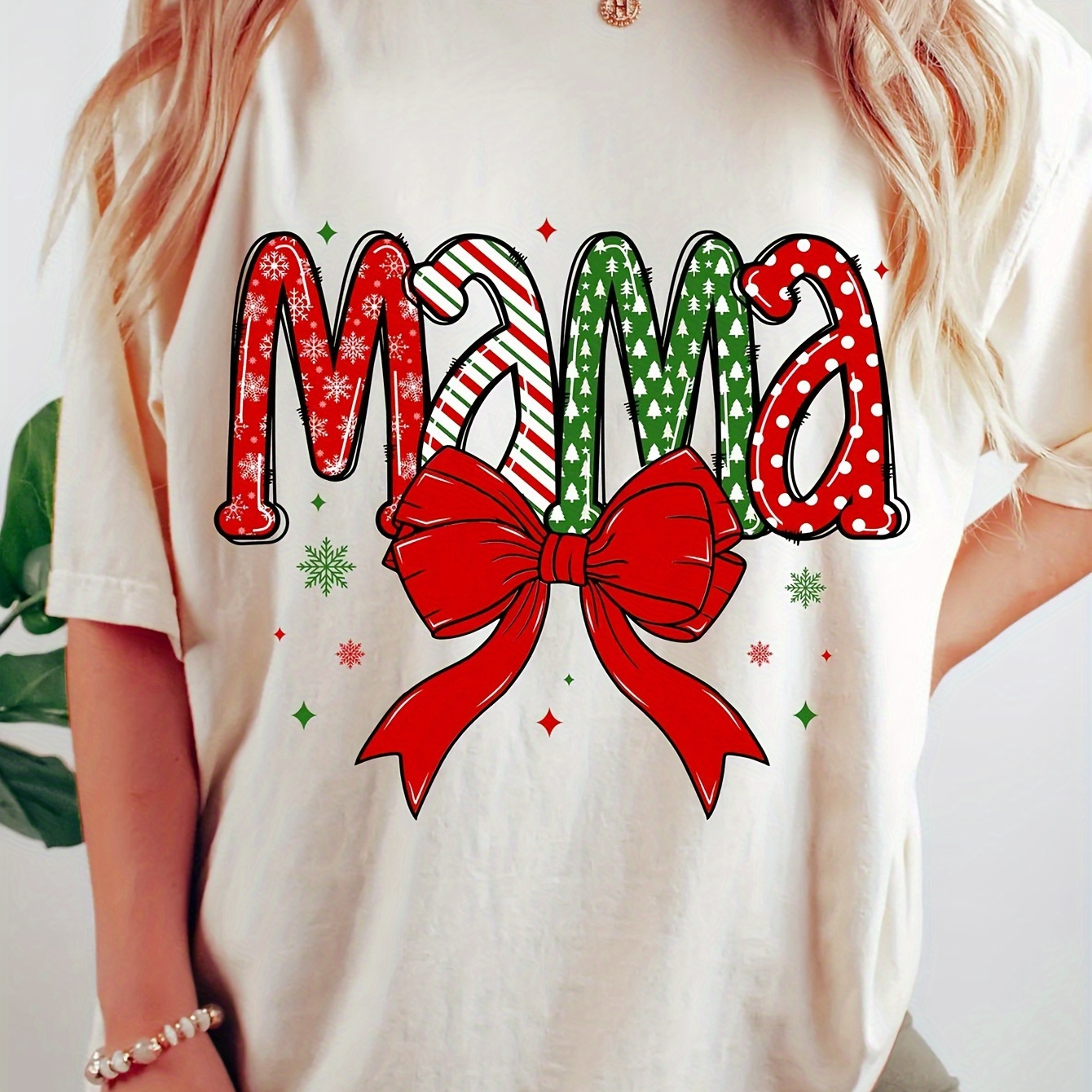 

Christmas Mama T-shirt For Women - Casual Polyester Knit Fabric With Round Neckline - Holiday Print - All Comfort - Regular Fit