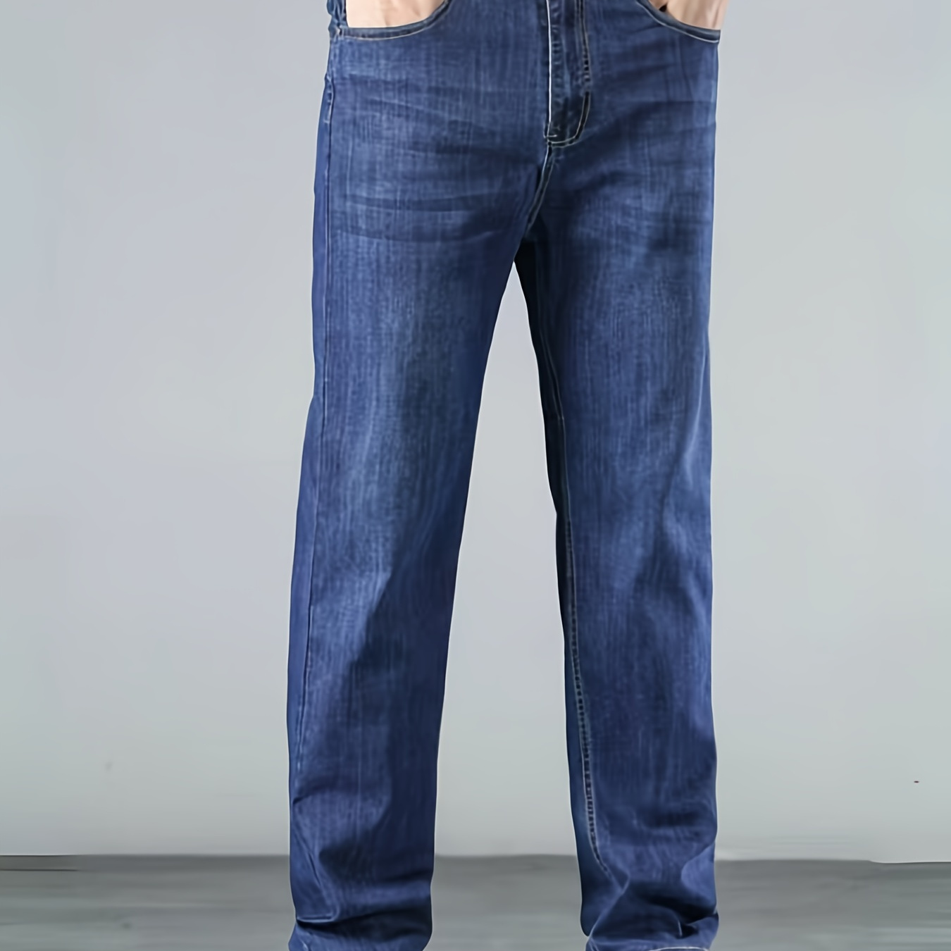 

Men's Regular Fit And Cuffed Solid Denim Jeans With Pockets And Label Patchwork, Casual And Chic Jeans Suitable For Summer Outdoors Wear, Old Money Style