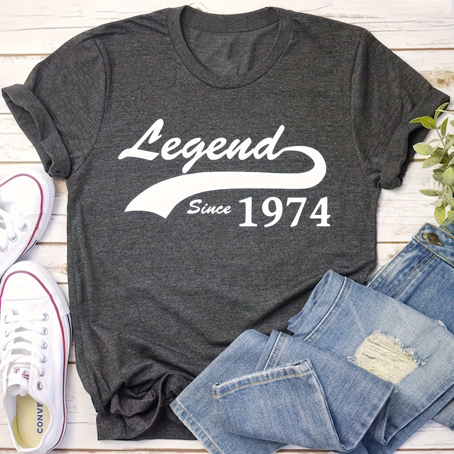 

T-shirt À Col Rond Imprimé Legend 1974, Haut Décontracté À Manches Courtes Pour L'été Et Le Printemps, Vêtements Pour Femmes