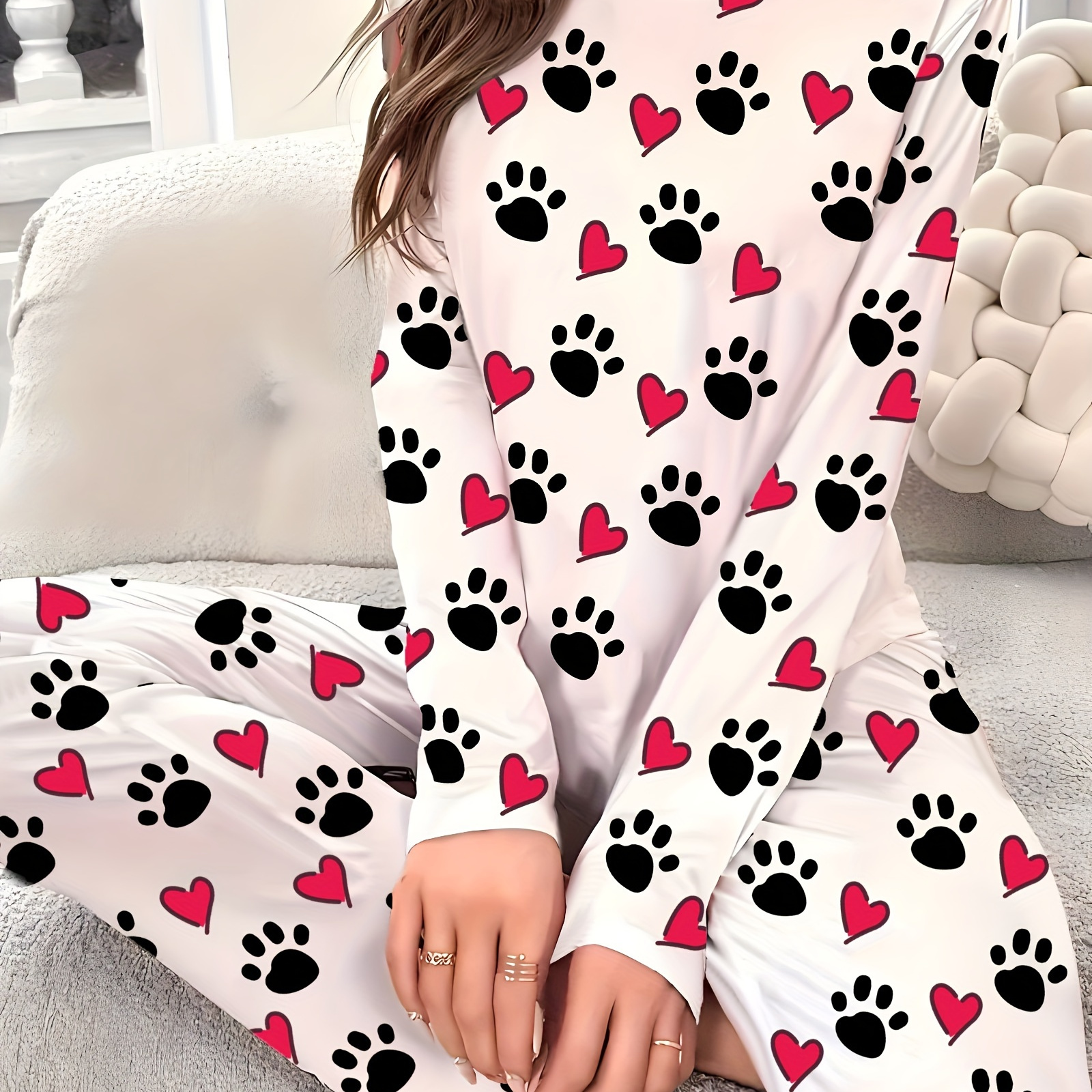 

Women's Heart & Paw Pajama Set, Long Sleeve Round Neck Top & Pants, Comfortable Relaxed Fit For Fall