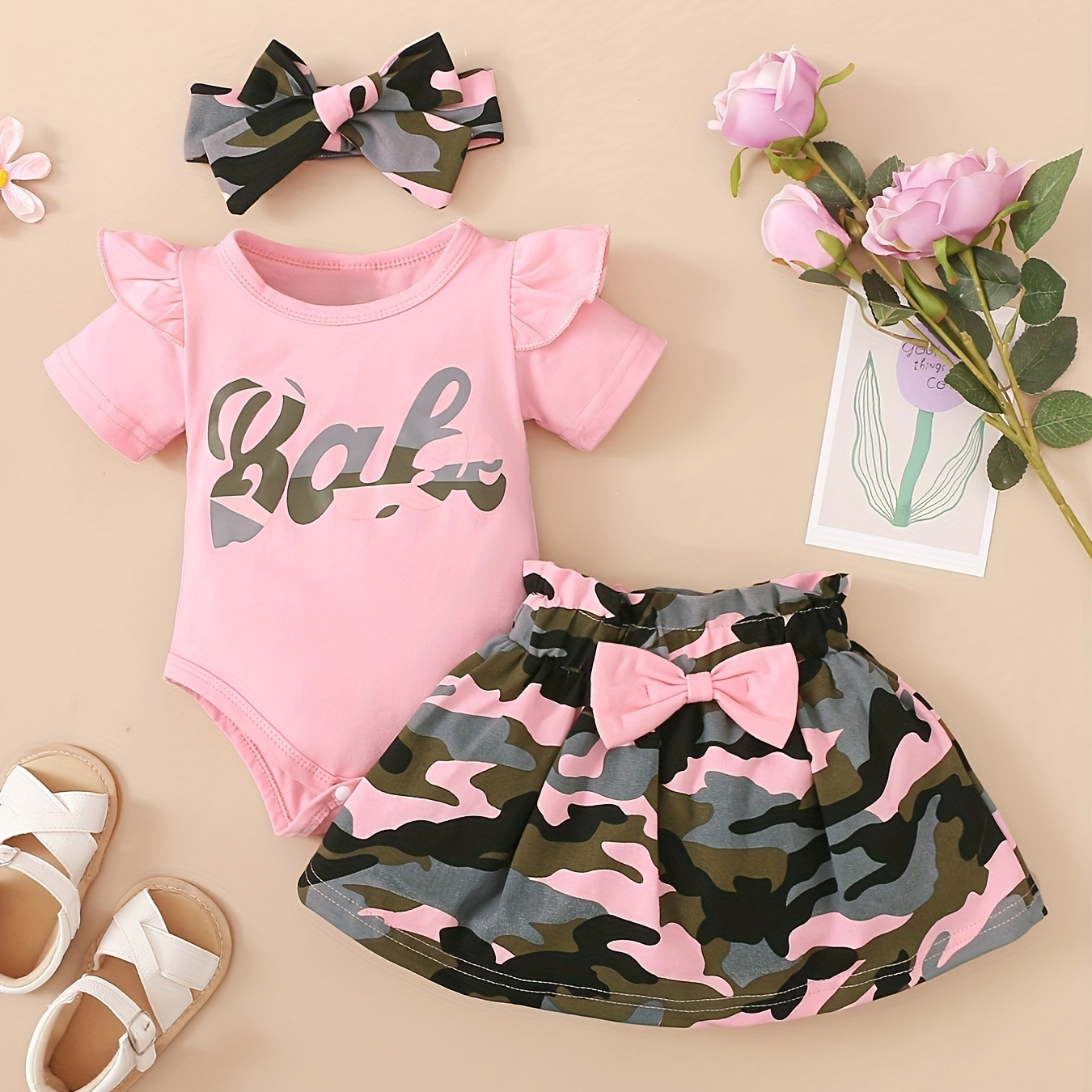 

Baby Girls Cute Casual Fly Sleeve "babe" Print Onesie & Bow Camouflage Print Skirt & Bow Headband Set For Summer