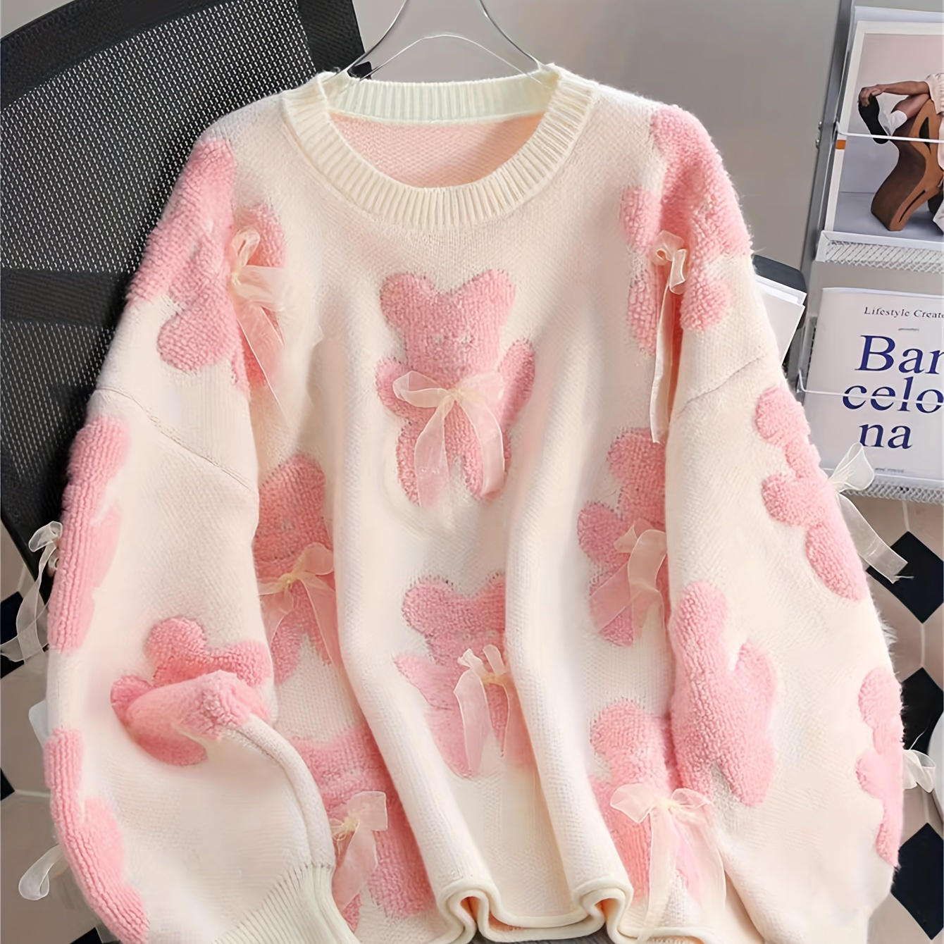 

Elegant Bear & Bowknot Knit Sweater - Cozy Acrylic , Crew Neck Pullover For Women - Fall/winter